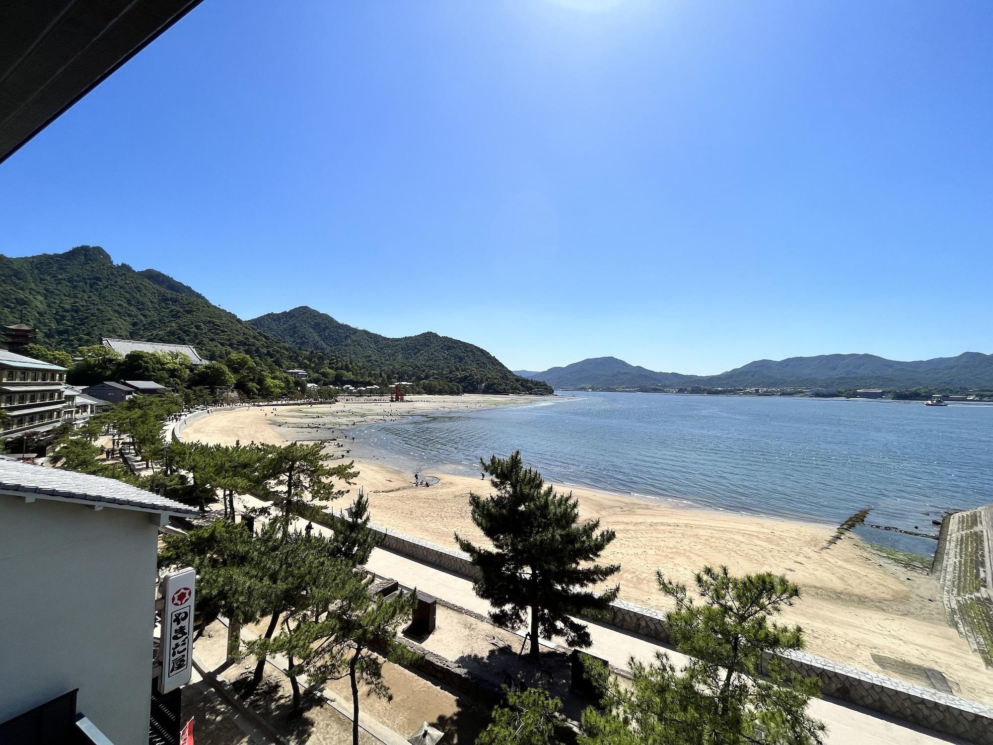 Playa Itsukushima Iroha