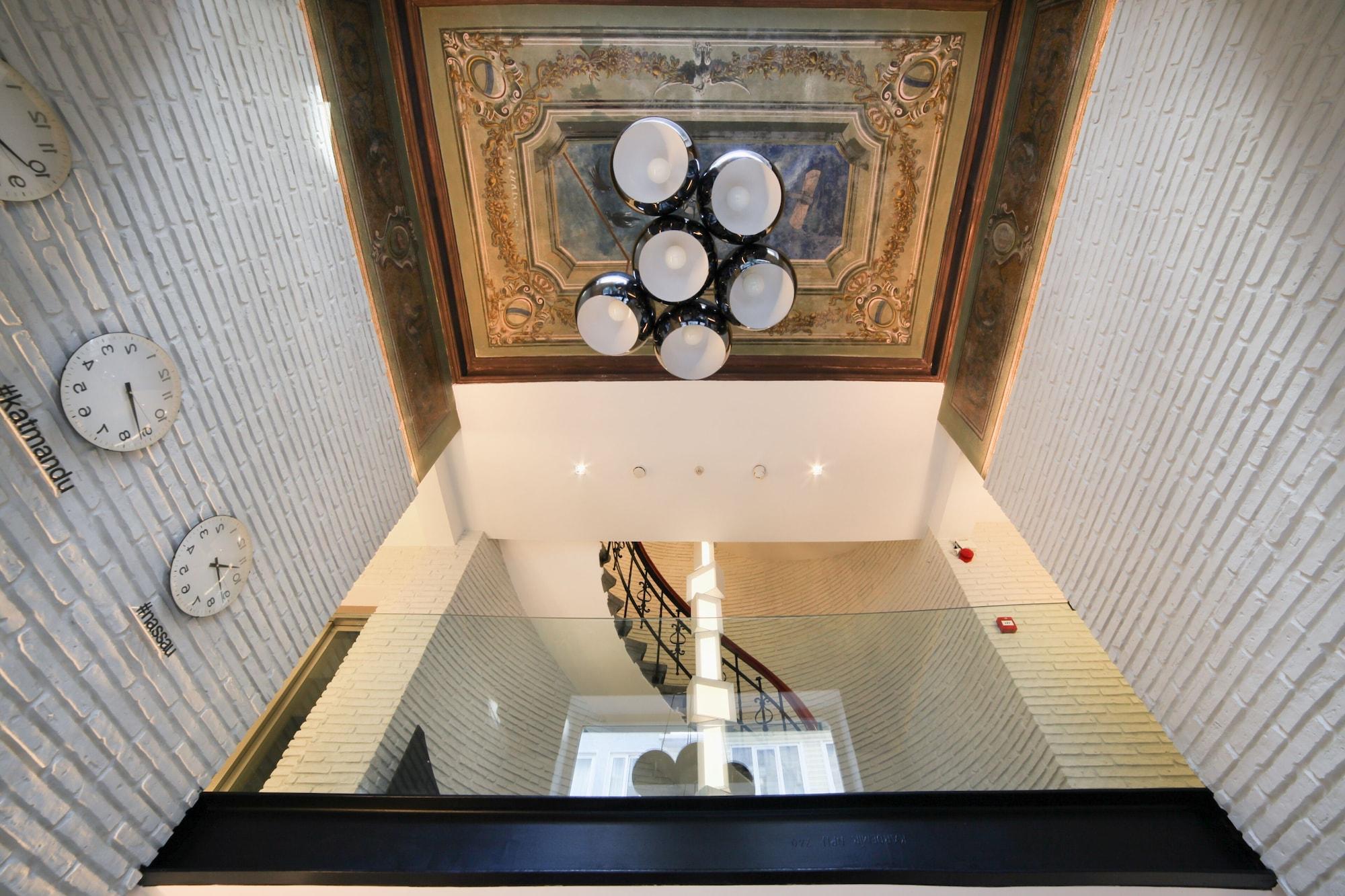 Vista Lobby Wabi Hostels