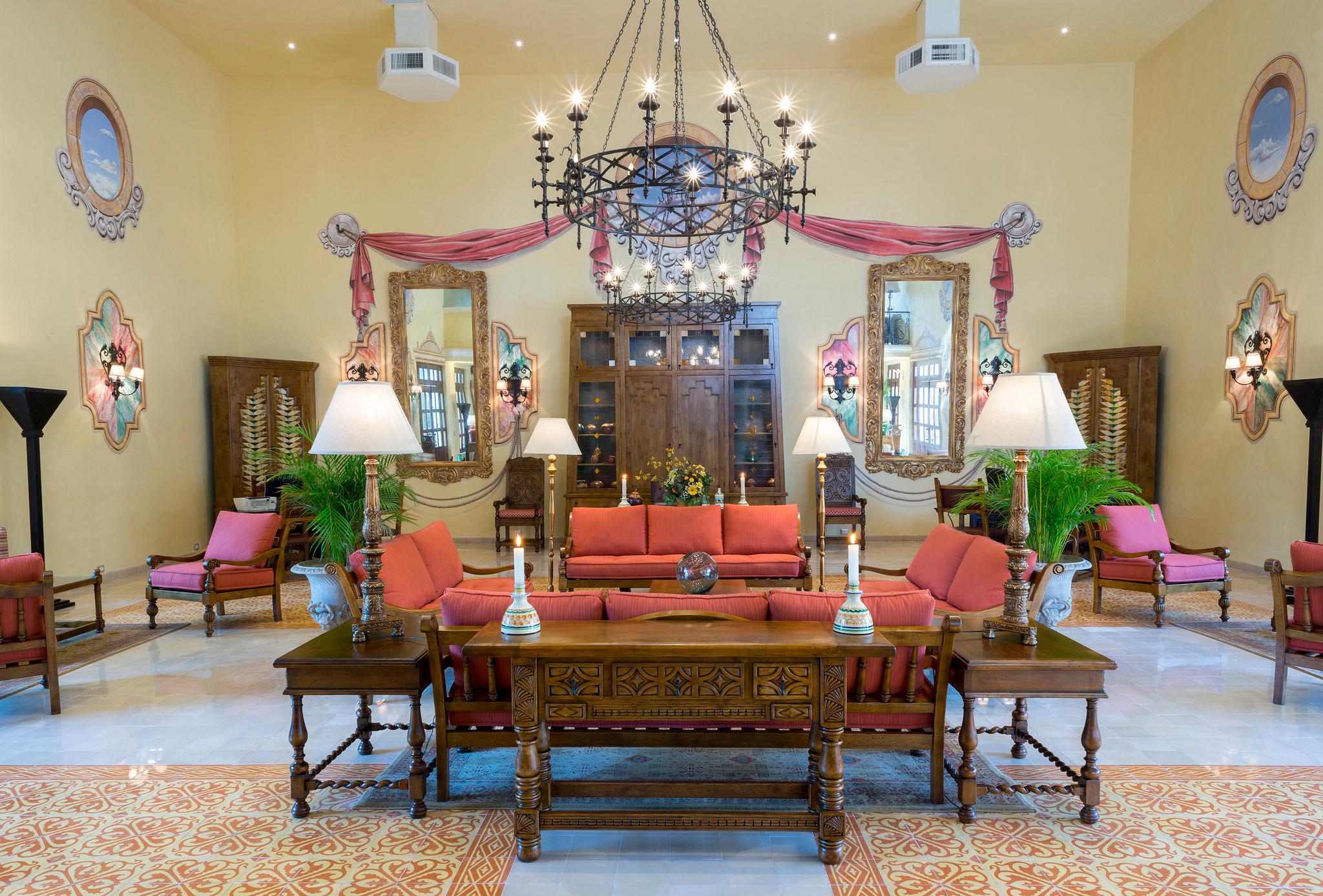 Vista Lobby Hacienda Santa Cruz
