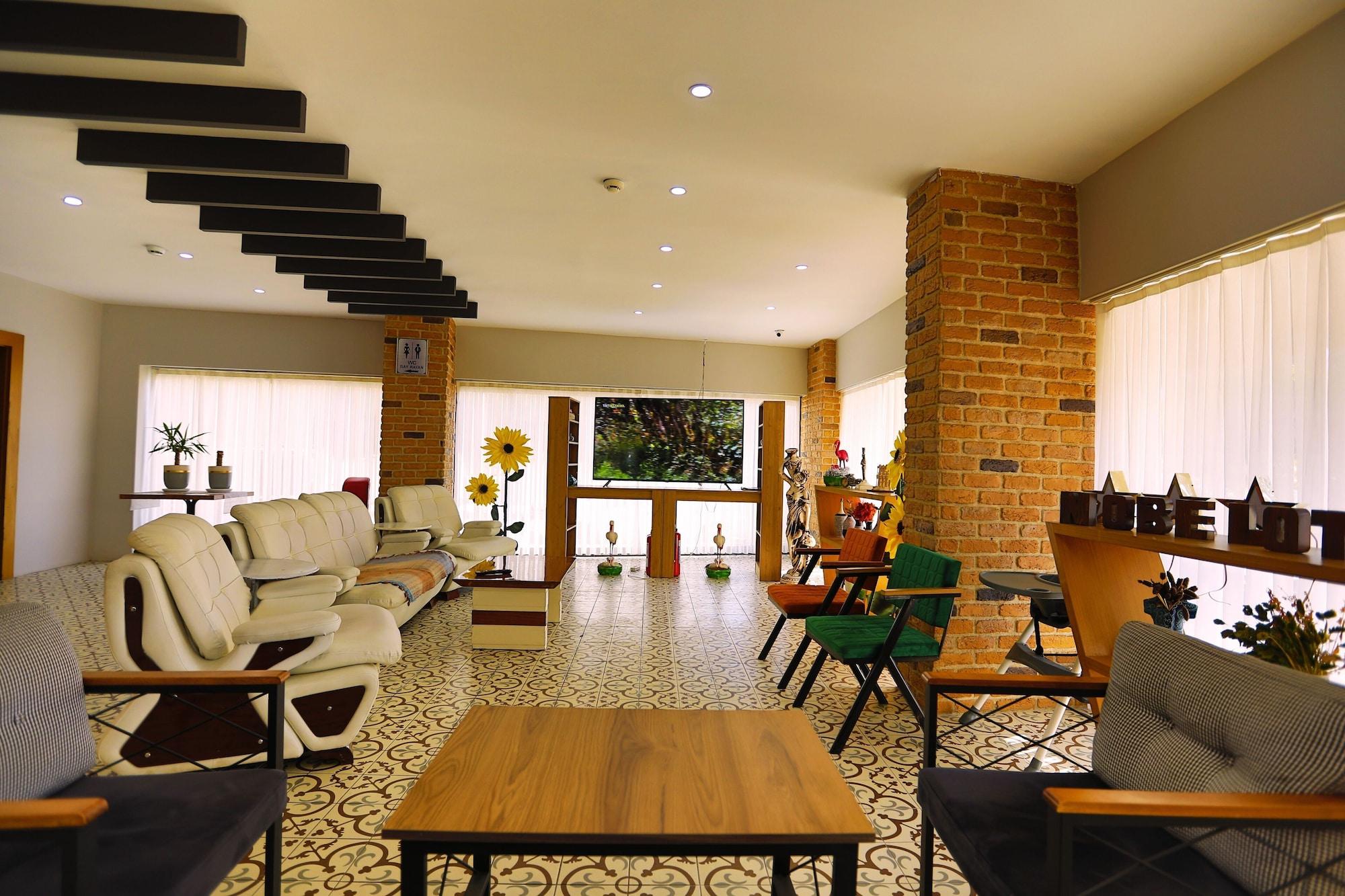 Vista Lobby Ephesus Nobel Otel