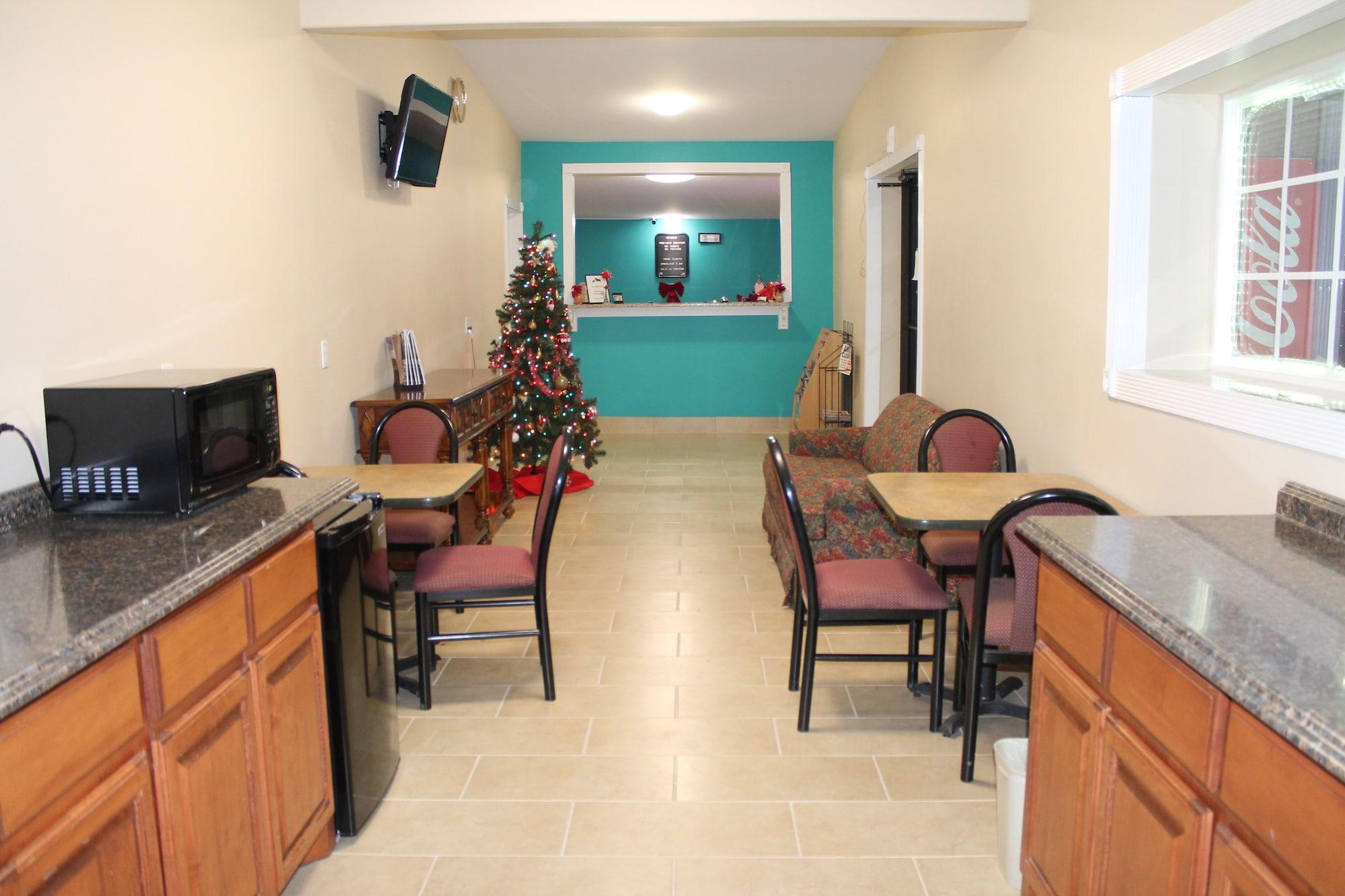 Vista Lobby American Inn & Suites