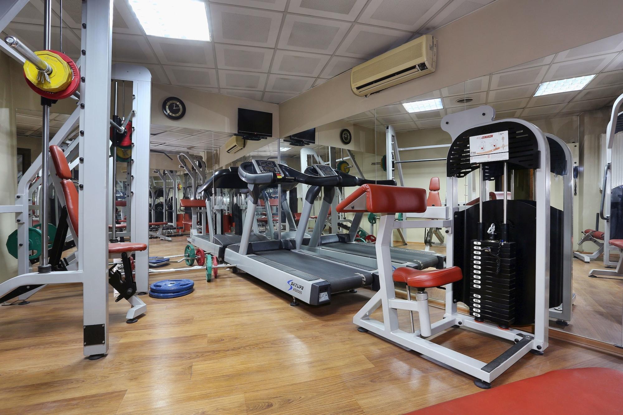 Gimnasio Balturk Otel Sakarya
