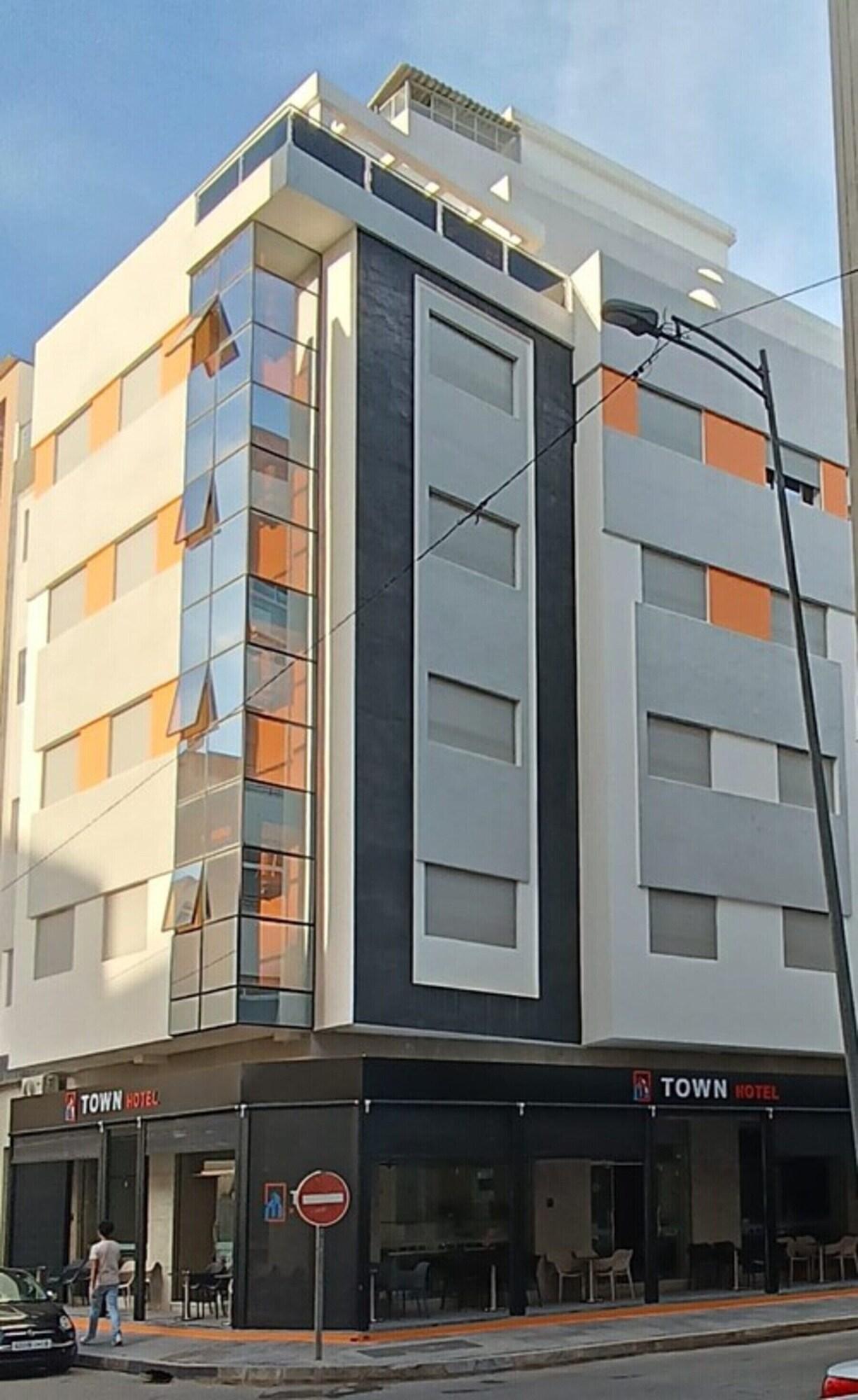 Vista Exterior Town Hotel