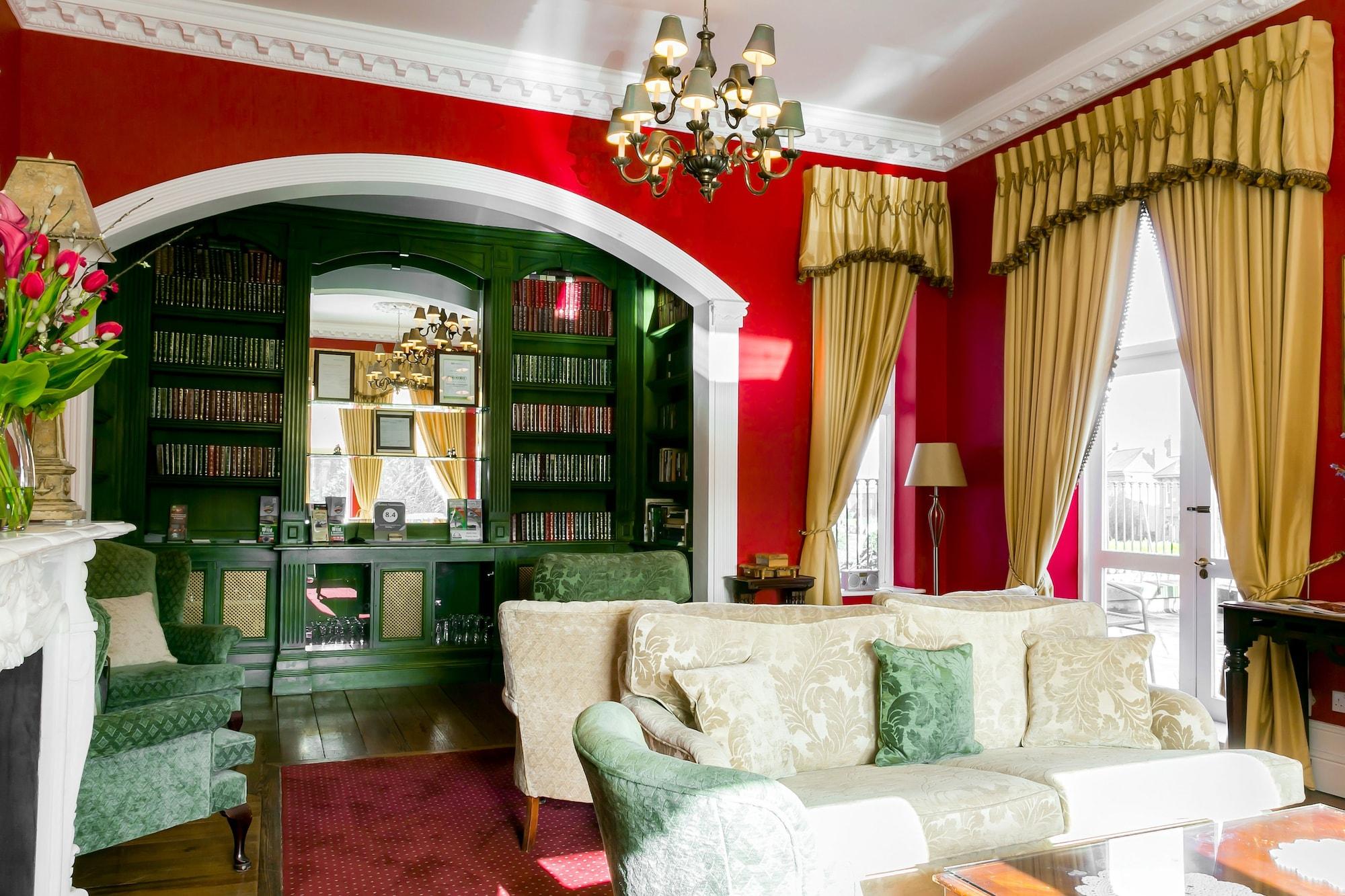 Vista Lobby Butlers Townhouse