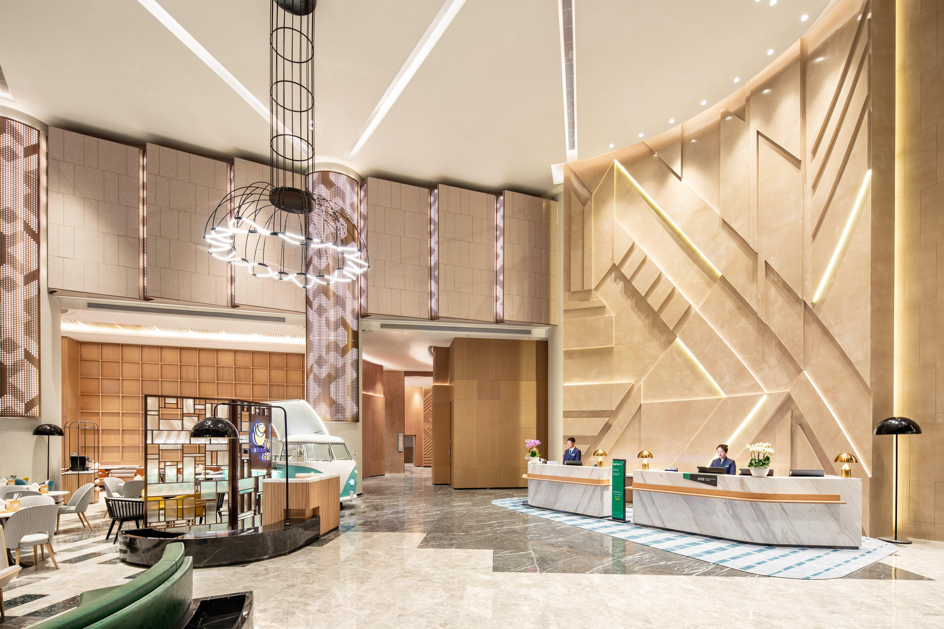 Vista Exterior Holiday Inn Shanghai Nanjing Road