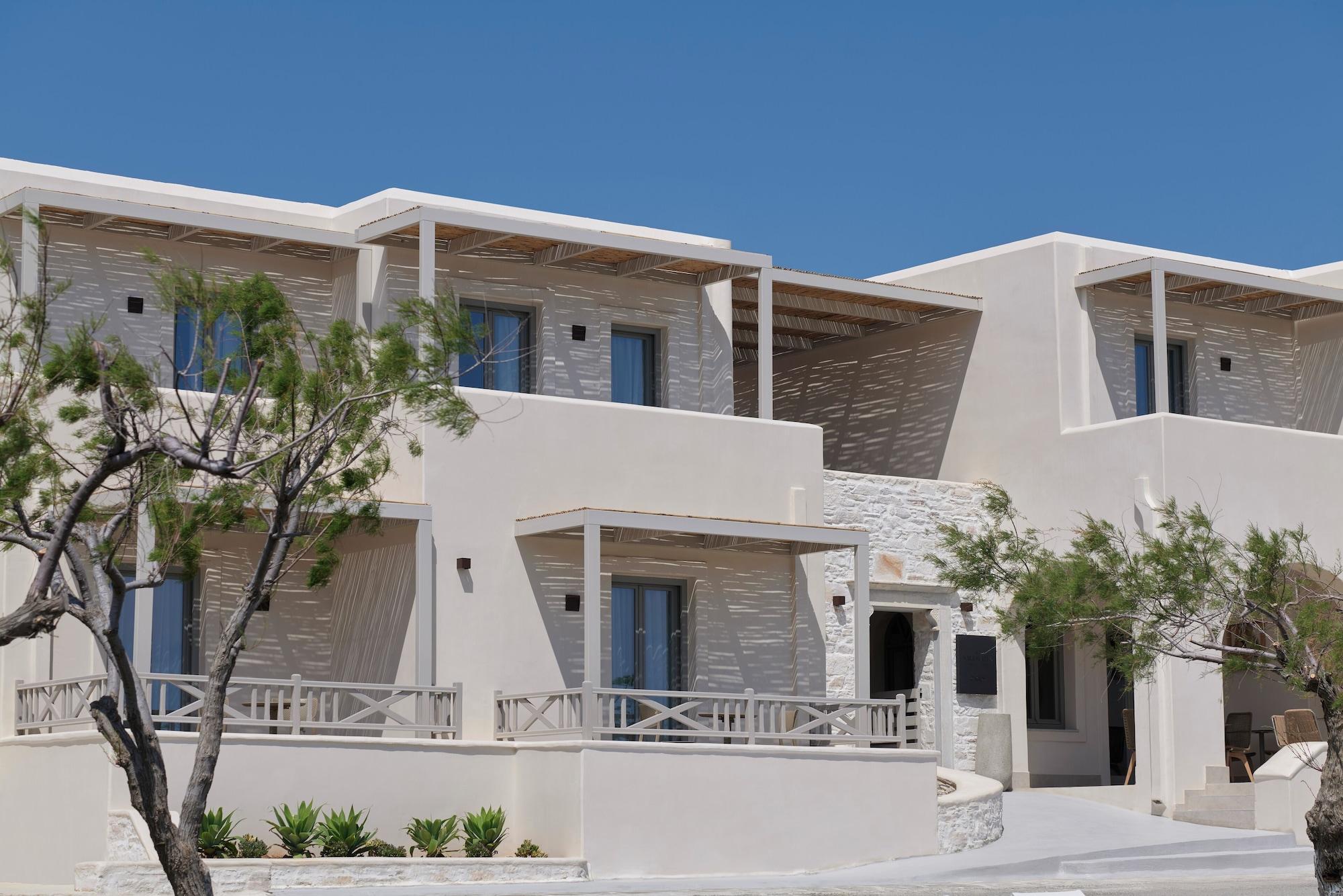 Vista Exterior Salt Suites Paros