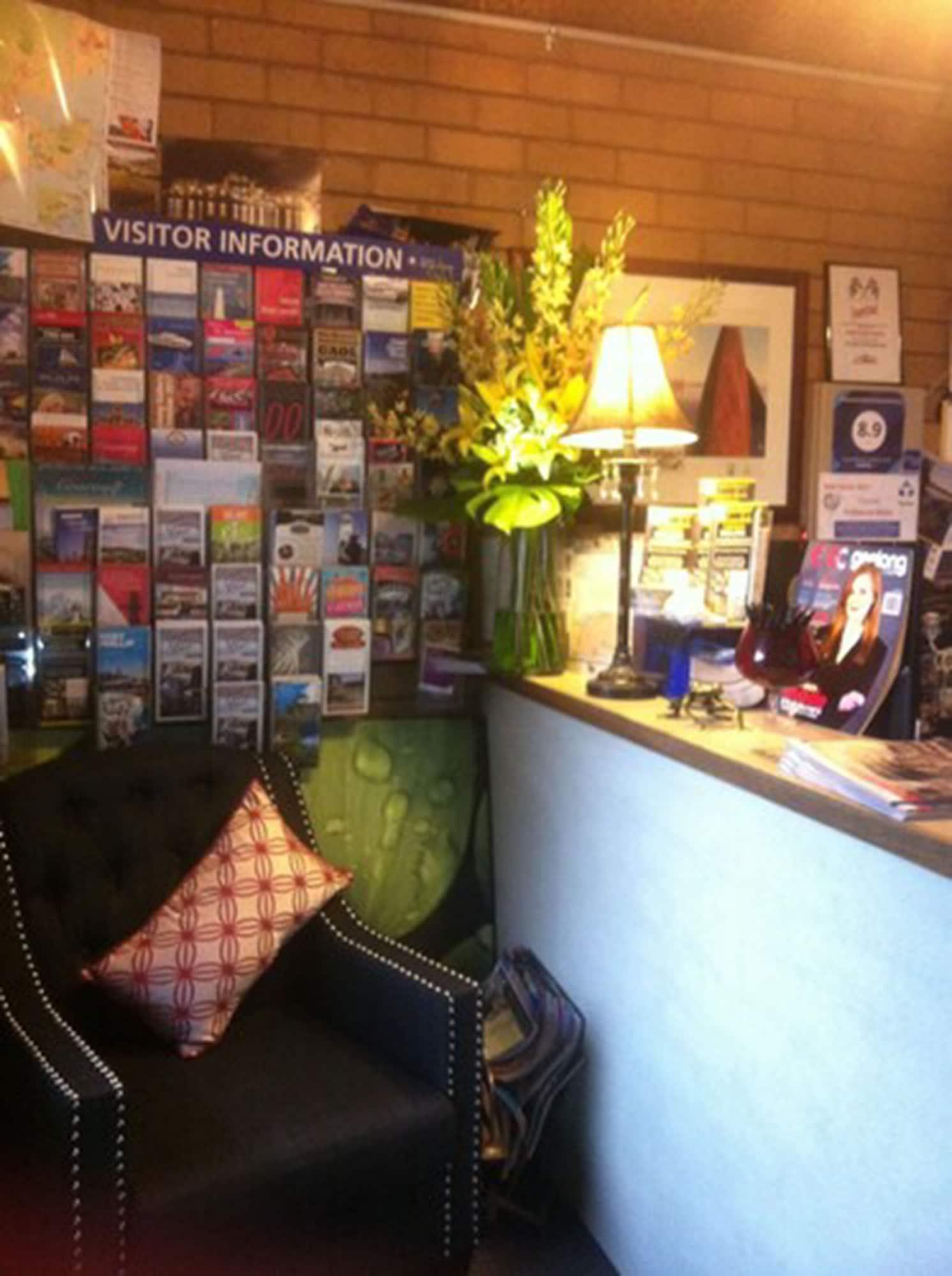 Vista Lobby Parkwood Motel Apartments