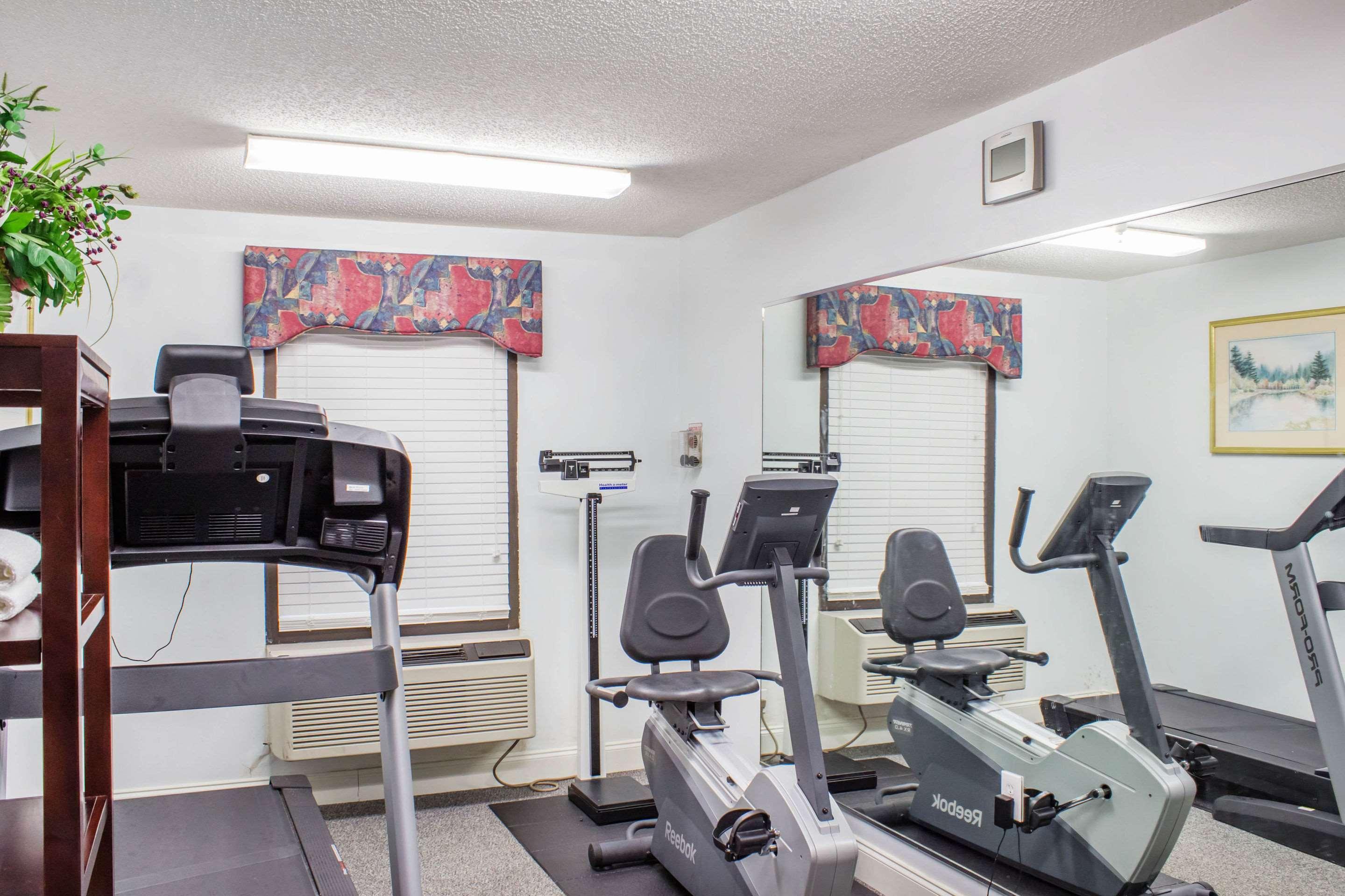 Instalaciones Recreativas Econo Lodge Raleigh near Walnut Creek Amphitheatre