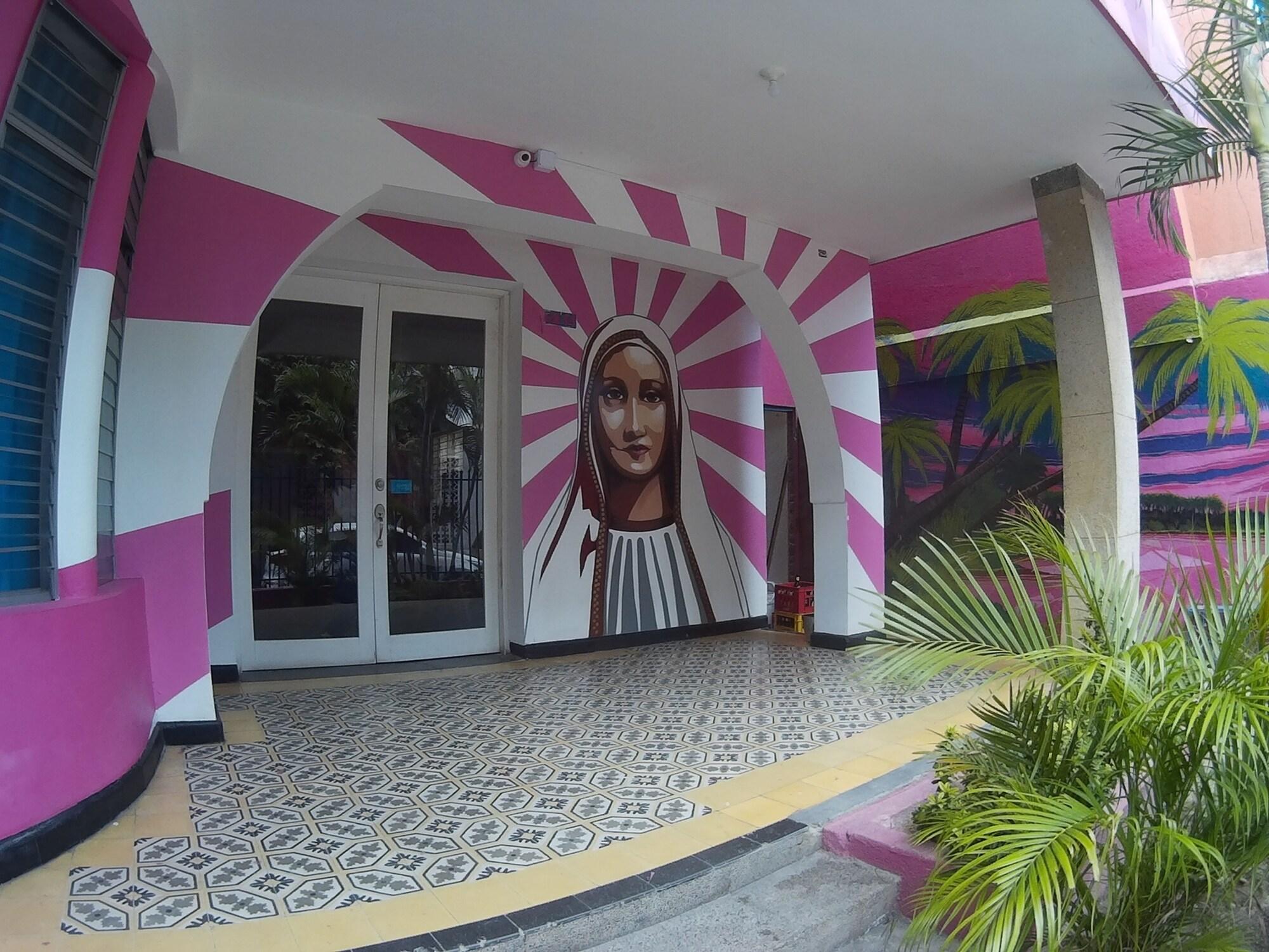 Vista Exterior Hostel Fatima Beach - Adults Only