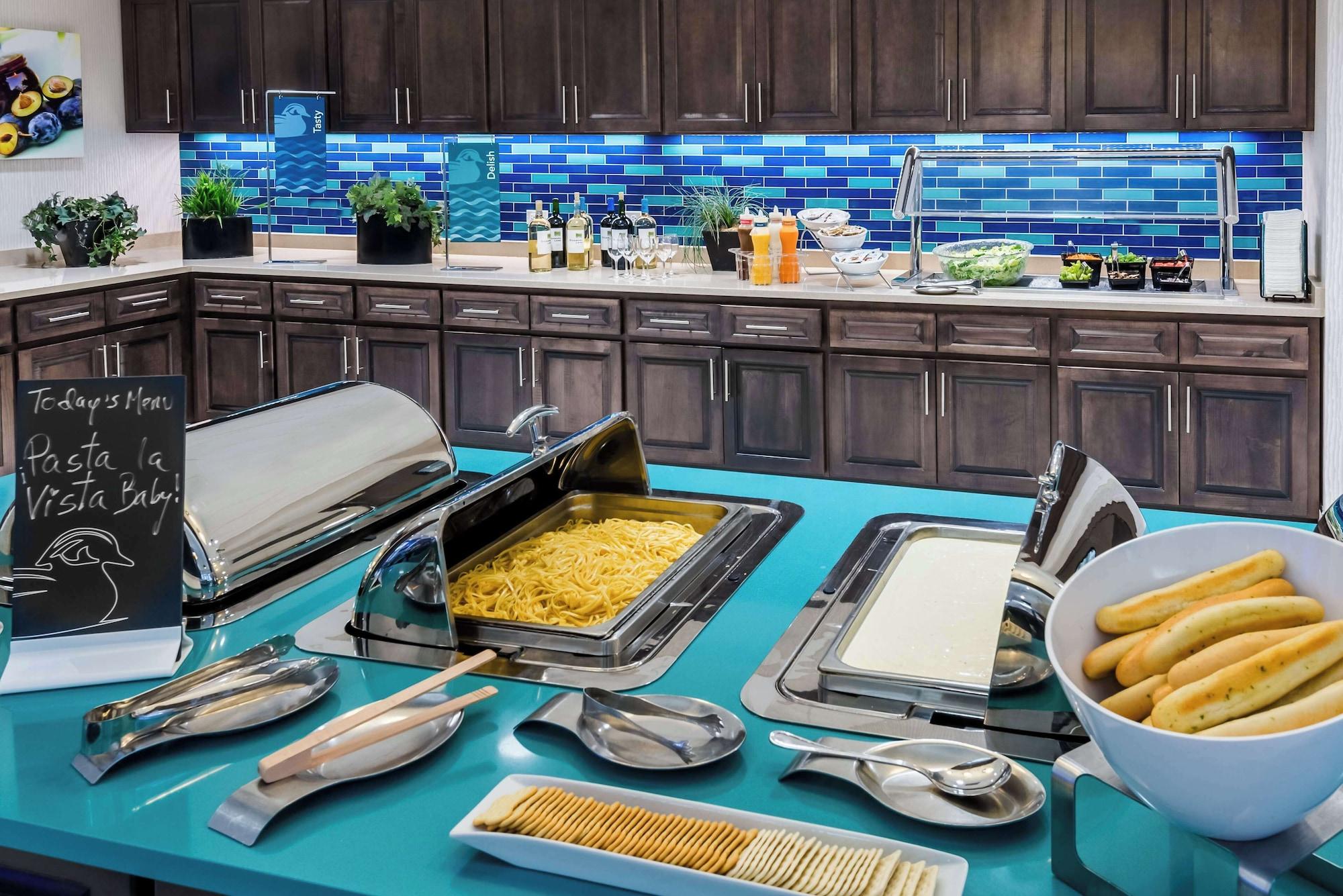 Restaurant Homewood Suites by Hilton Orlando Airport