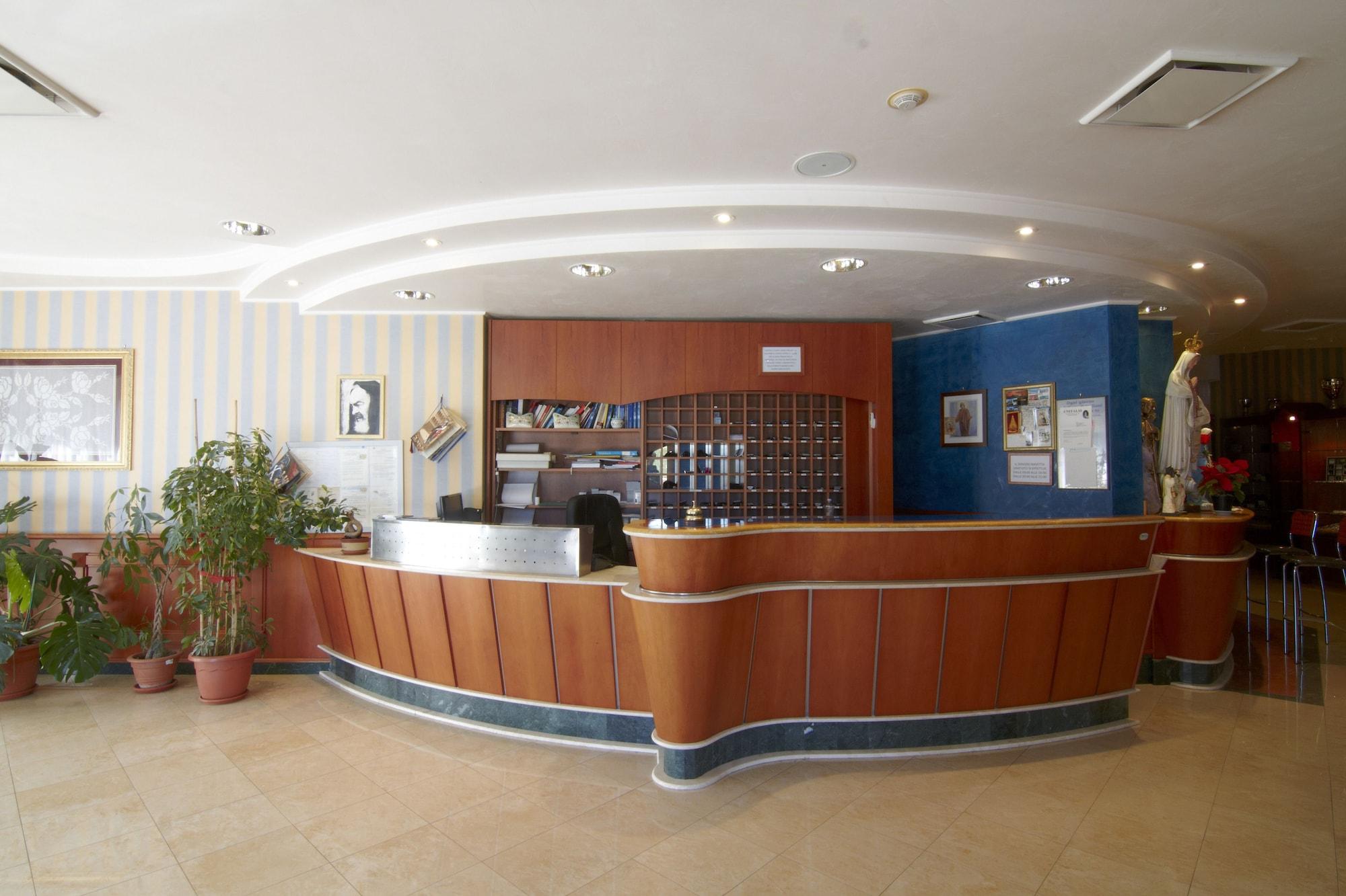 Vista Lobby Hotel Villa San Pietro