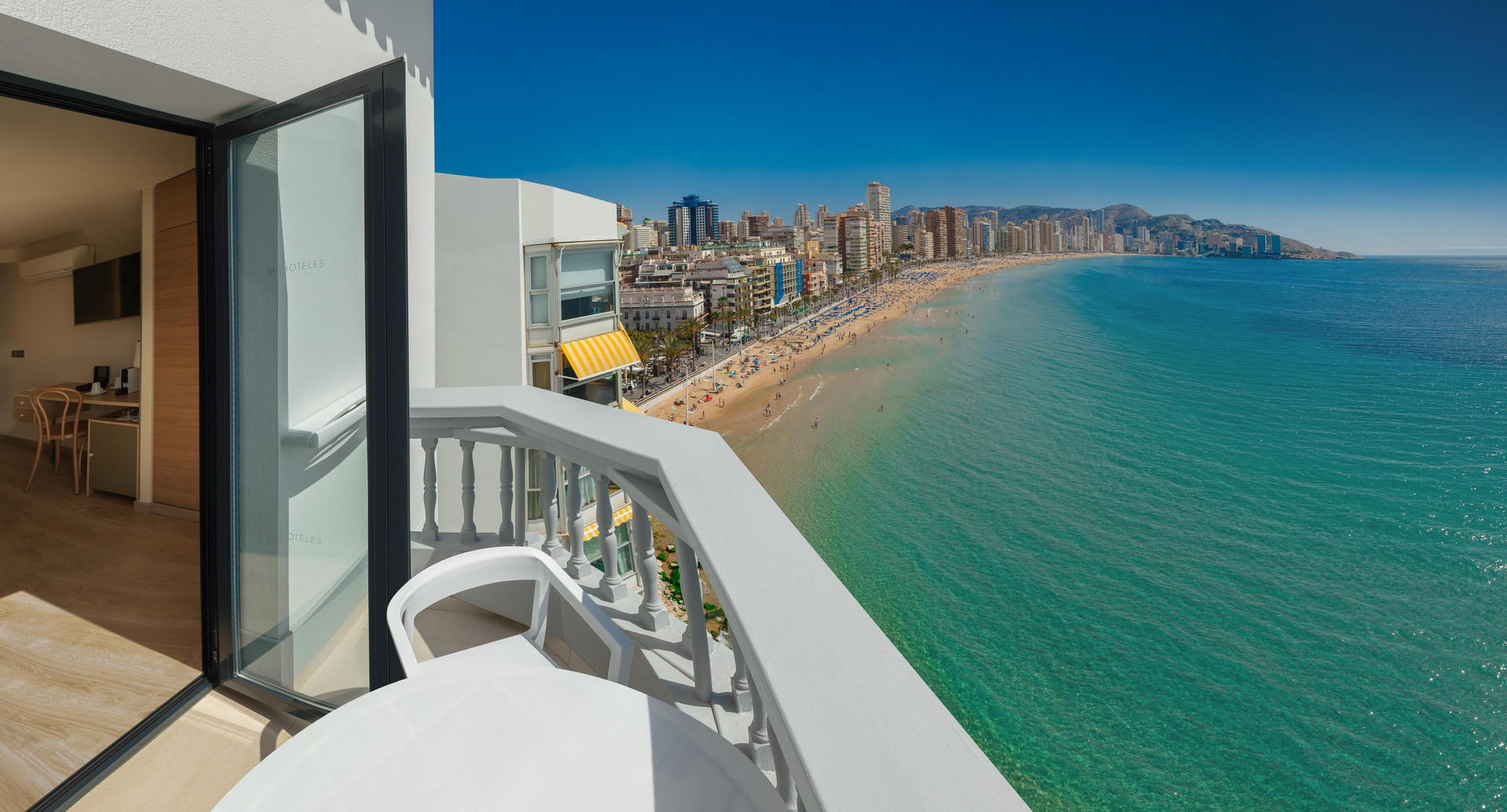 Playa Gastrohotel RH Canfali