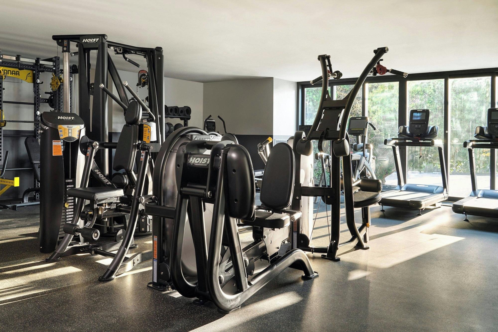 Gimnasio The Hollywood Grande, Autograph Collection