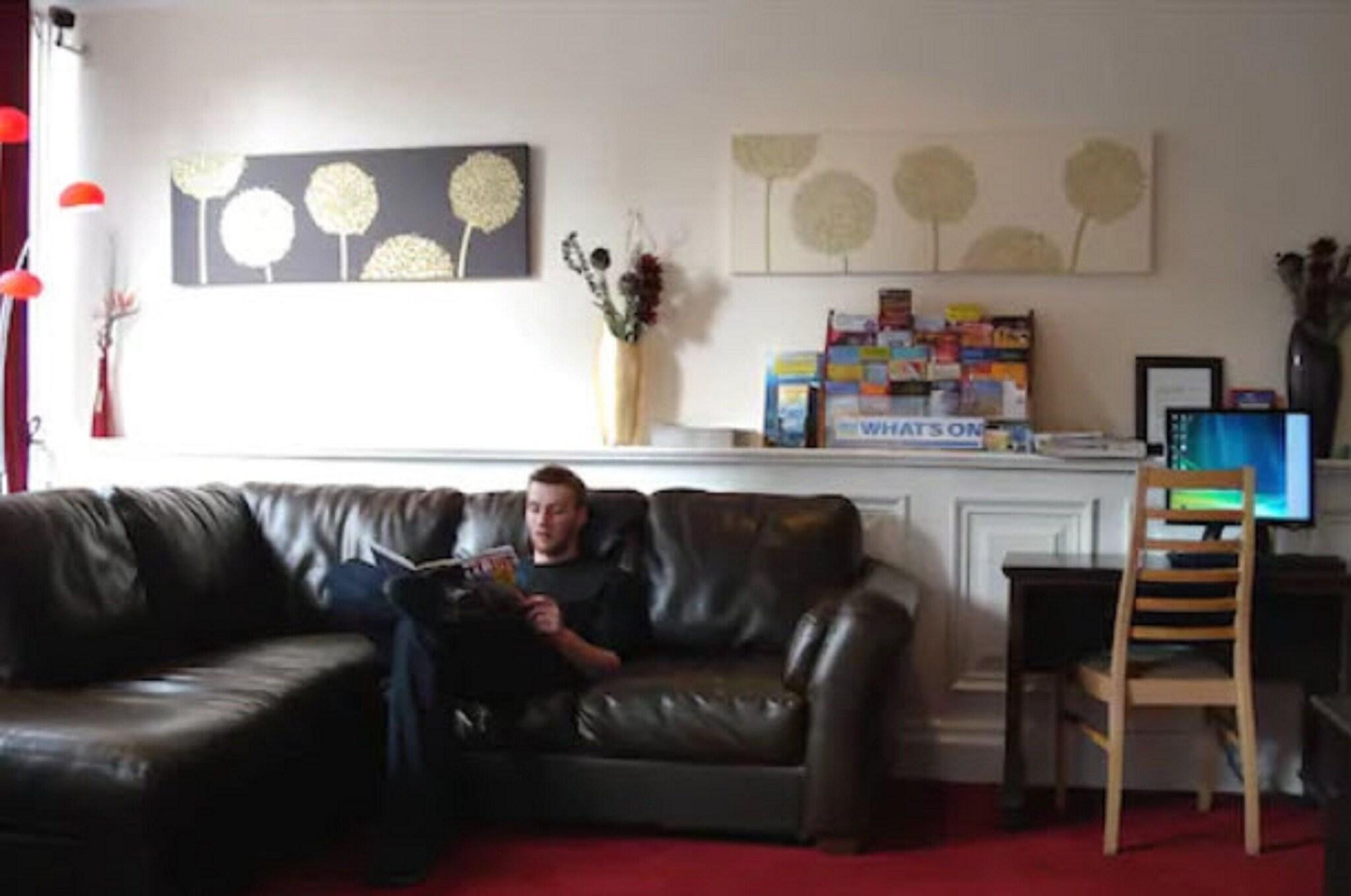 Vista Lobby Sandyford Hotel