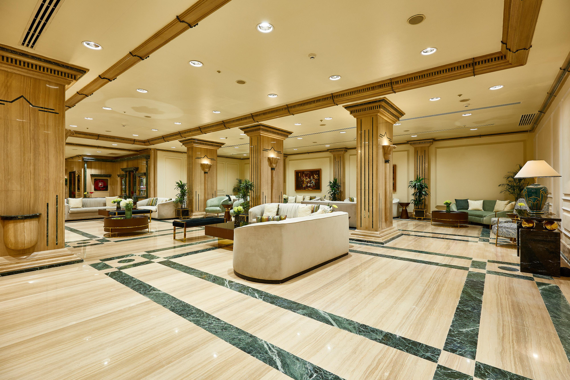 Vista Lobby Sonesta St George Hotel Luxor