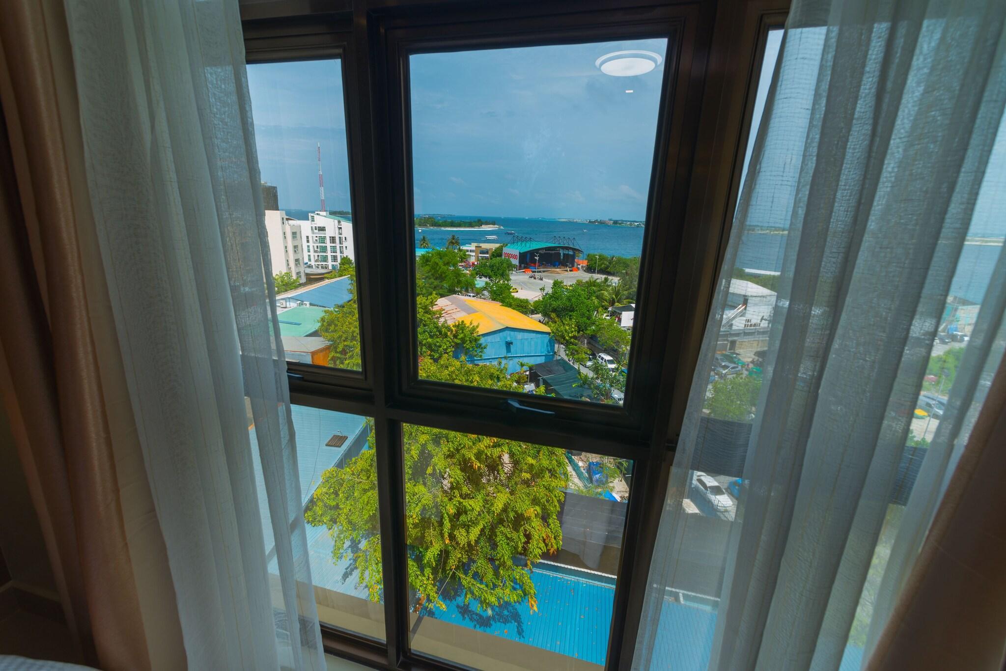 Vista Exterior Unima Grand