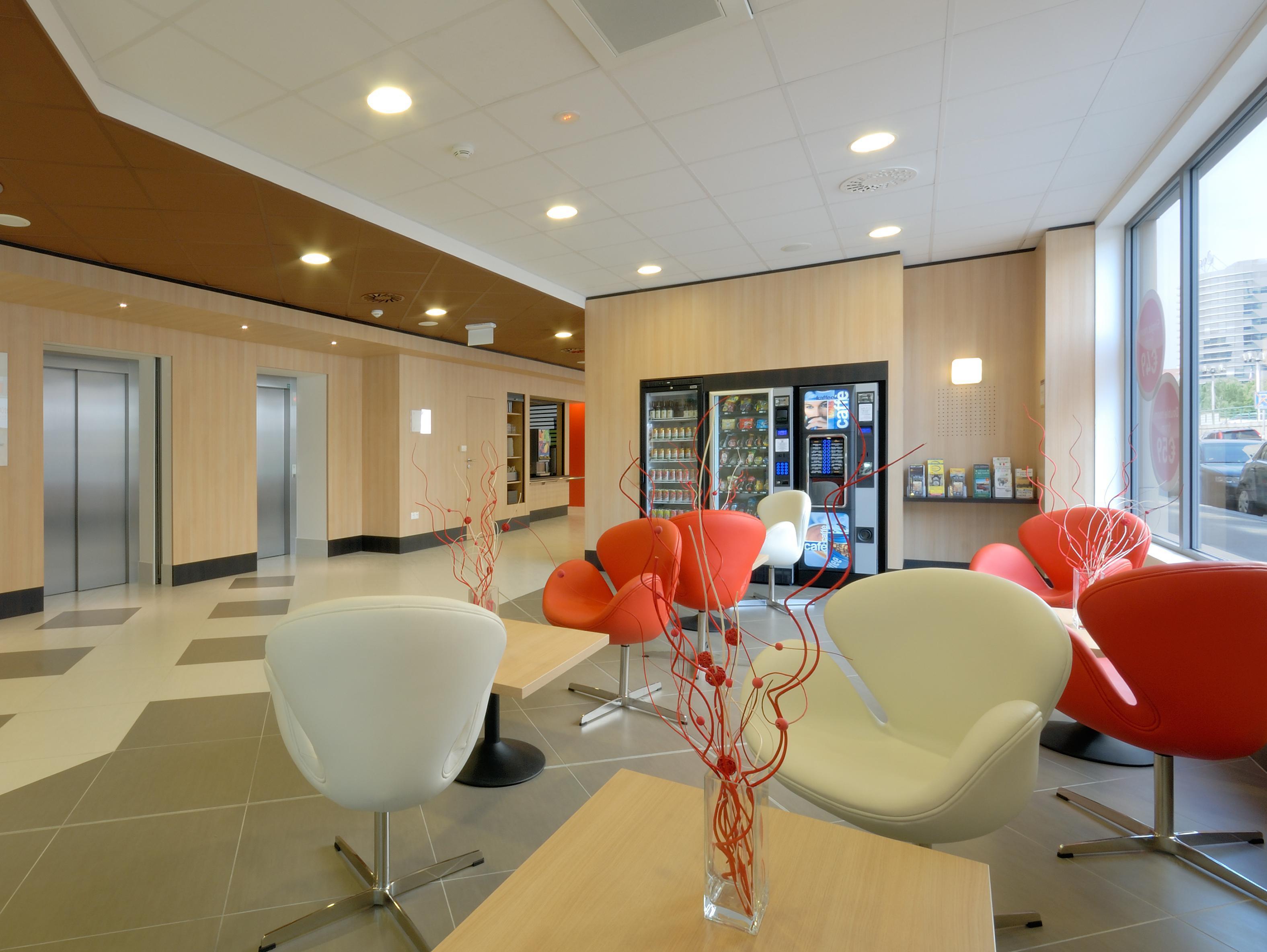 Vista Lobby B&B Hotel Prague-City