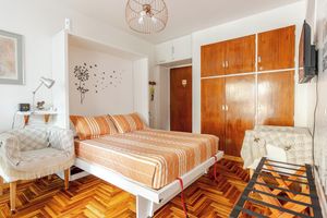 Alquiler Vacacional - Apartment with Obelisk View, with Balcony, on Av. Corrientes, Microentro