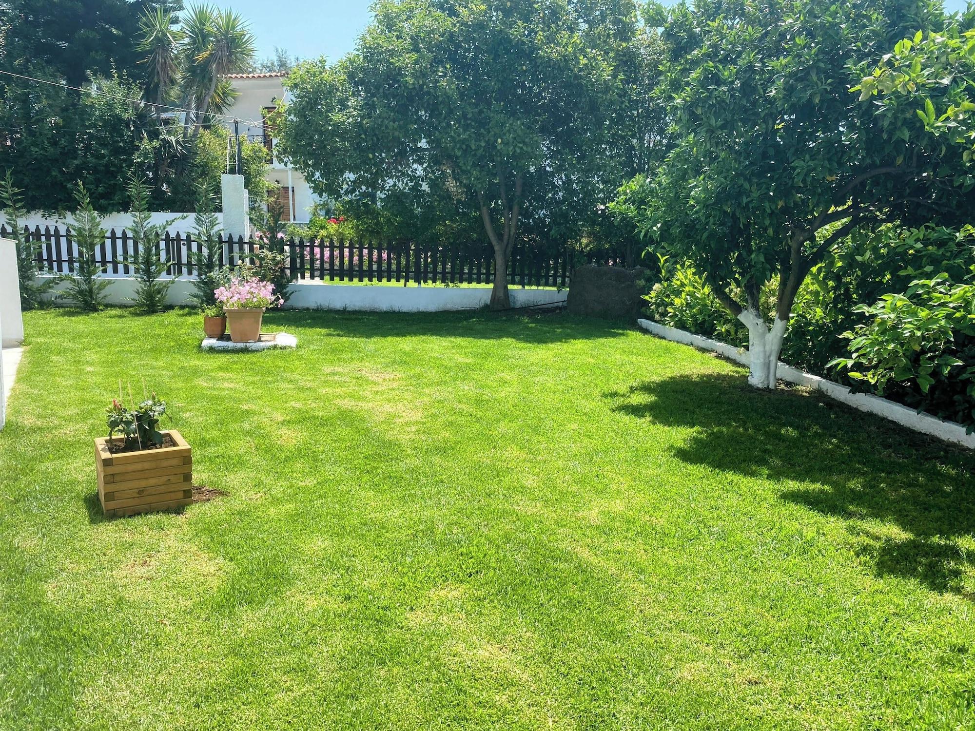 Equipamiento de Habitación Villa Karina - Near Achladies Beach