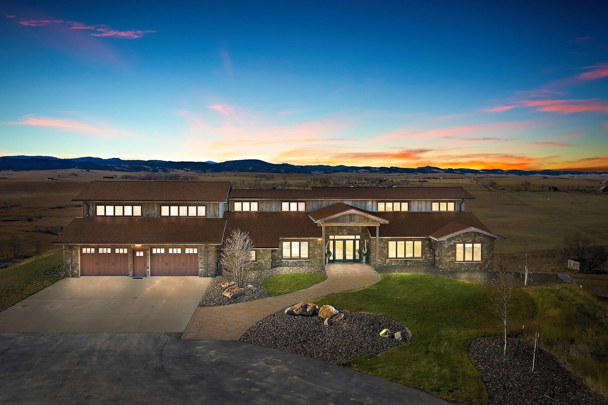 Vista Exterior Raz Hideaway 7 Bedroom Mountain Ranch