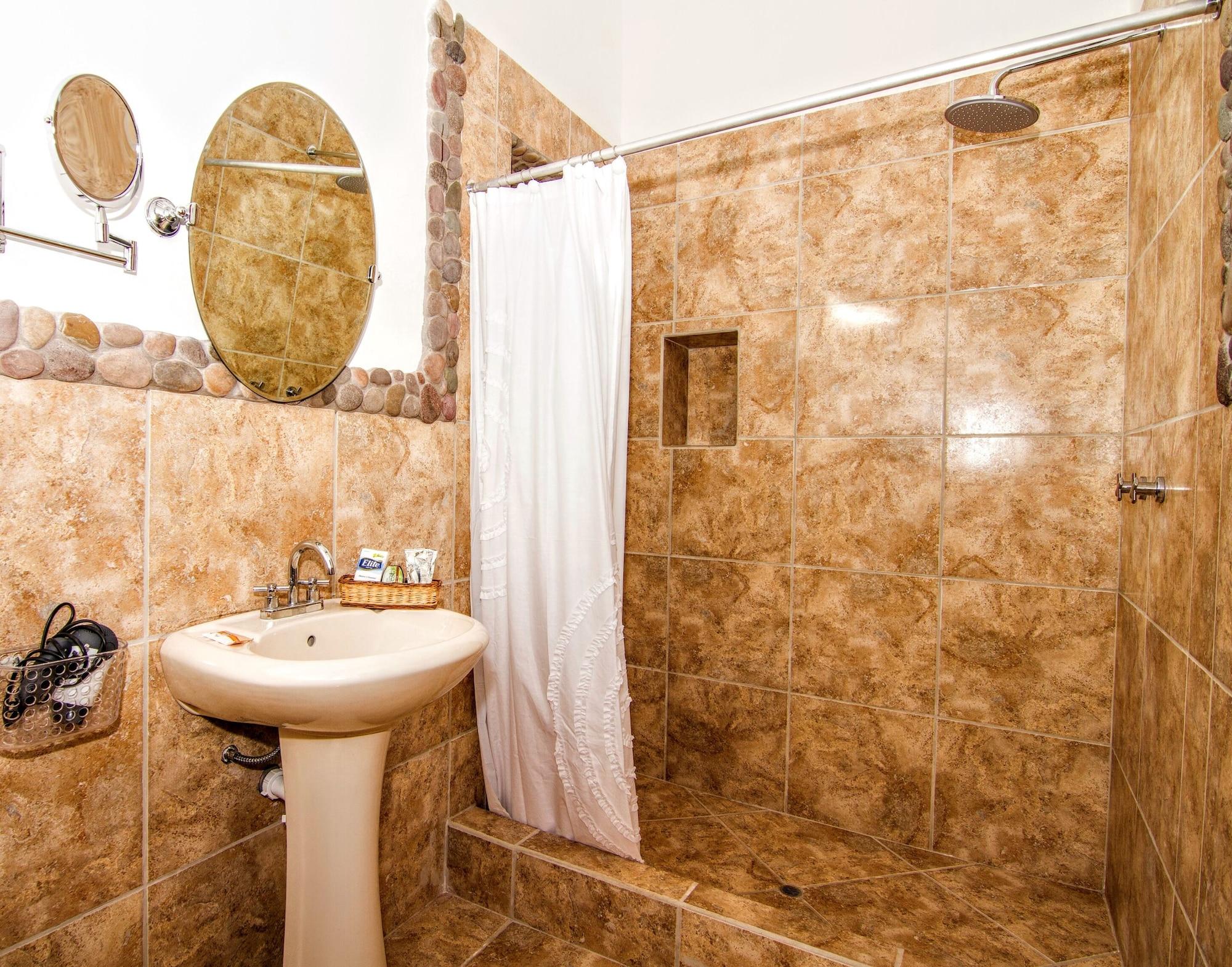 Equipamiento de Habitación Lizzy Wasi Urubamba