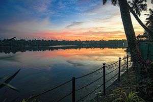 Alquiler Vacacional - Lakefront 2-bed villa-Cozy A-frame upper deck with balcony & BBQ grill