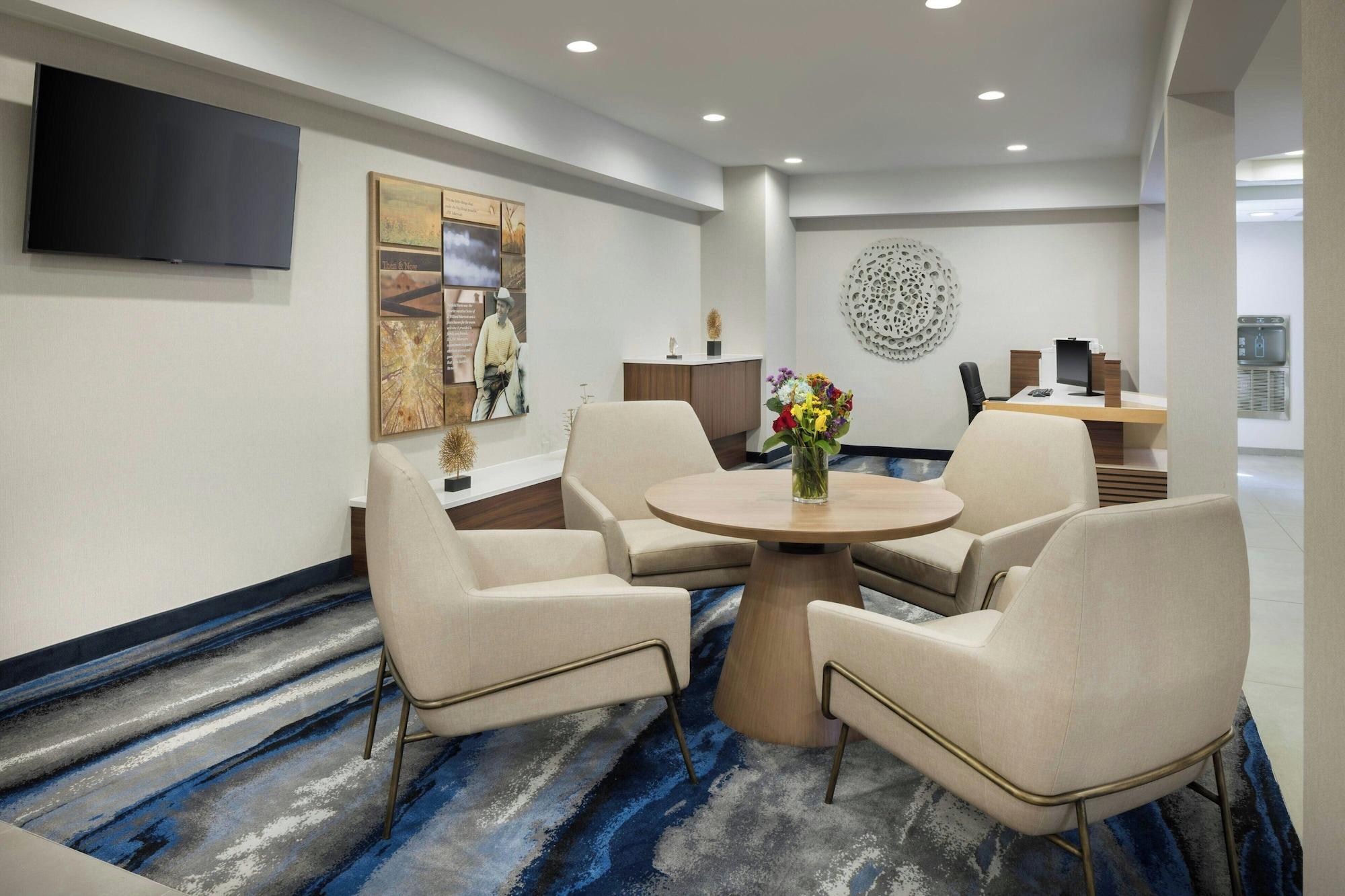 Vista Lobby Fairfield Inn & Suites Jacksonville Airport