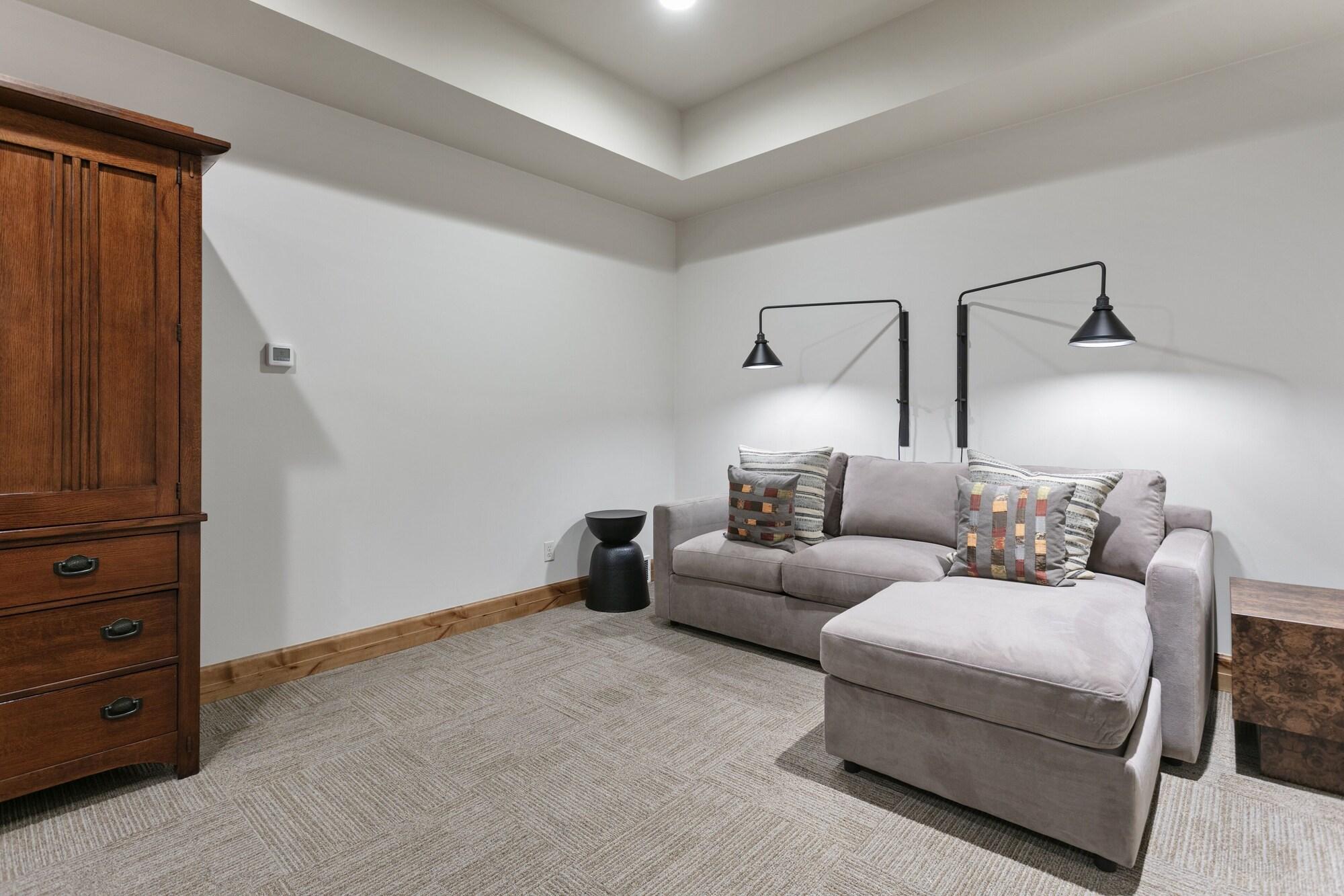 Comodidades del Alojamiento 9201 - Silver Aspen - Five Bedroom + Loft Luxury Townhome 4 Hotel Room