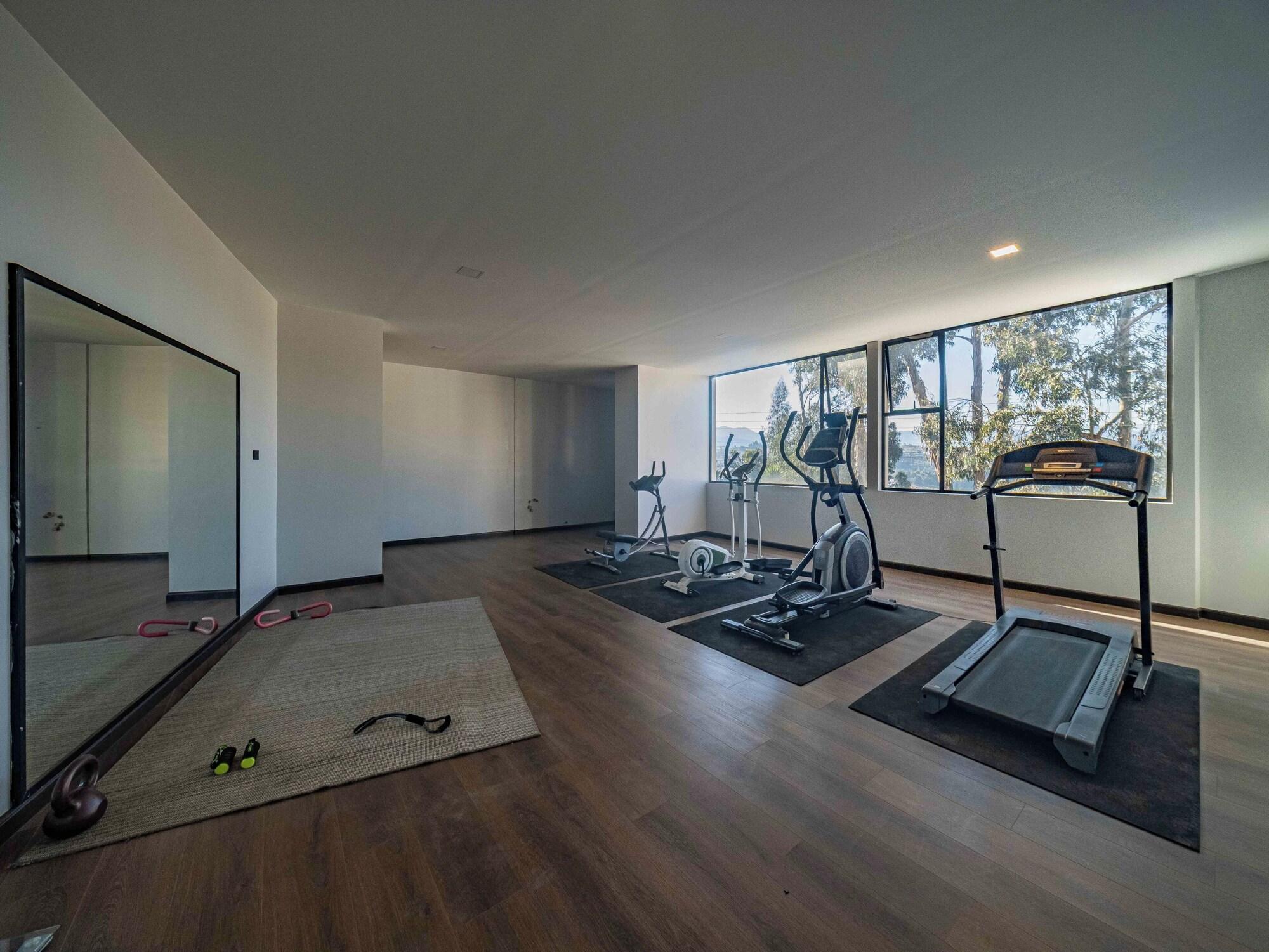 Gimnasio Universitario Hotel