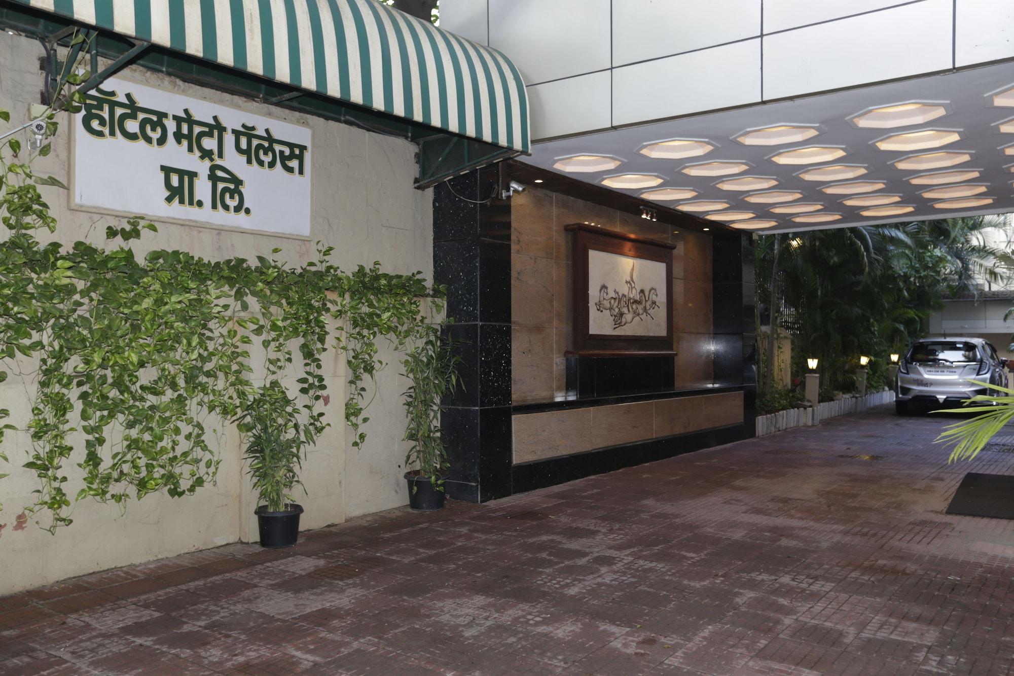 Vista Exterior Hotel Metro Palace