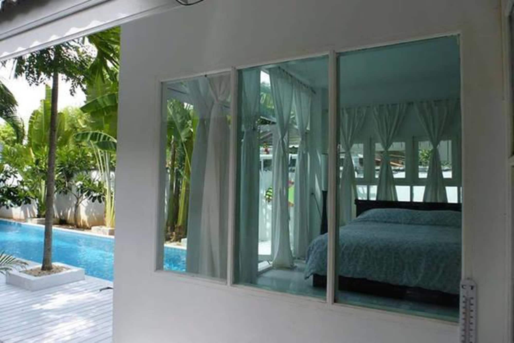 Vista Exterior Franjipani Home
