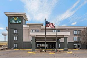Alojamiento - La Quinta Inn & Suites by Wyndham Salina
