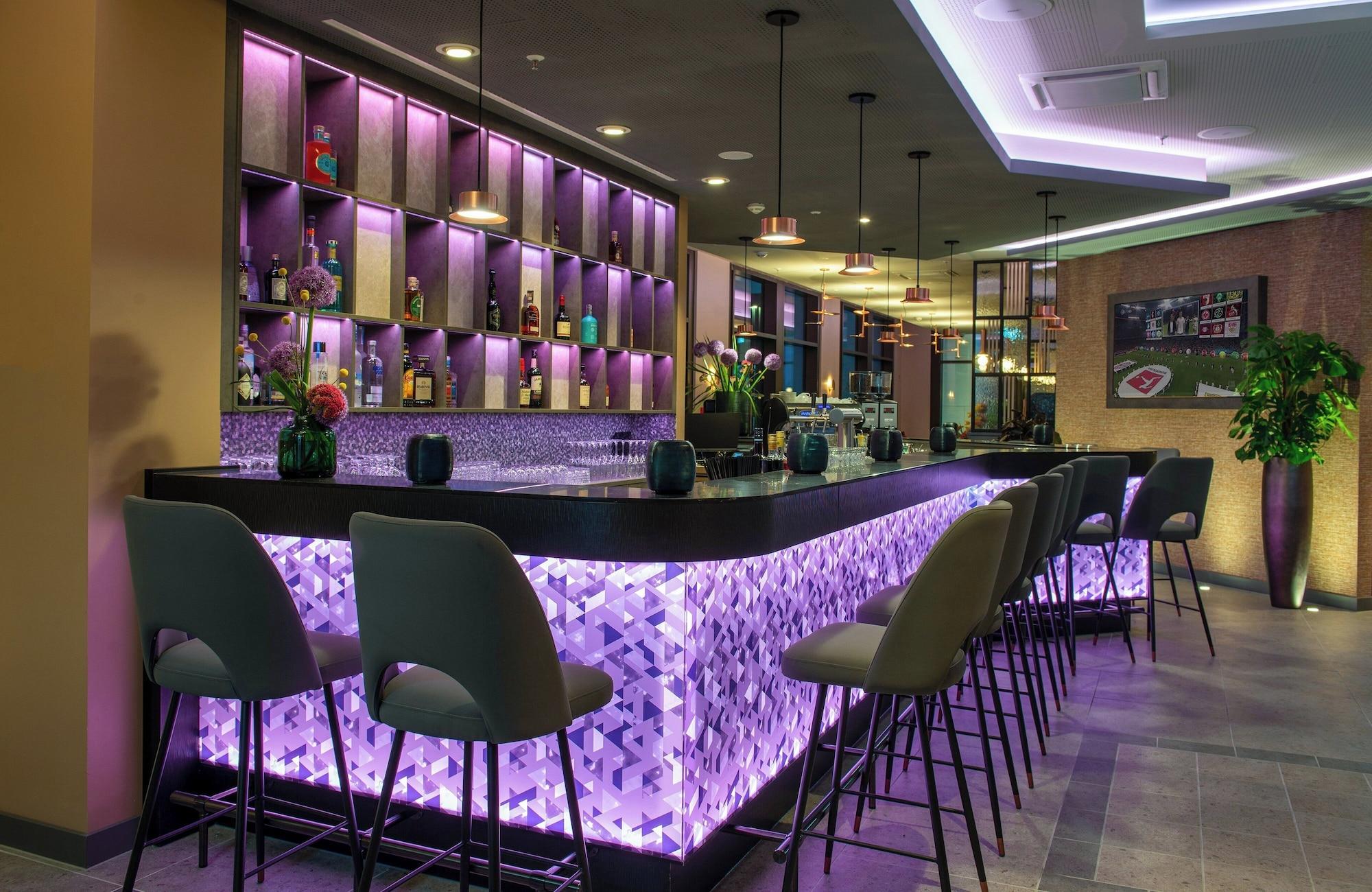 Bar/Salón Leonardo Royal Hotel Nürnberg