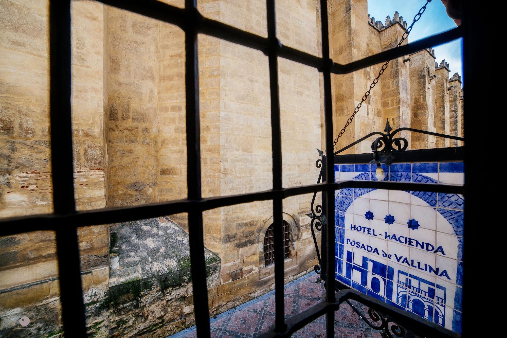 Vista Exterior Hotel Posada de Vallina by MiRa
