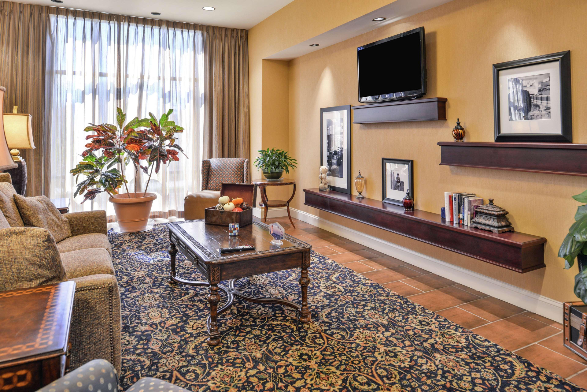 Vista Lobby Hampton Inn Jackson