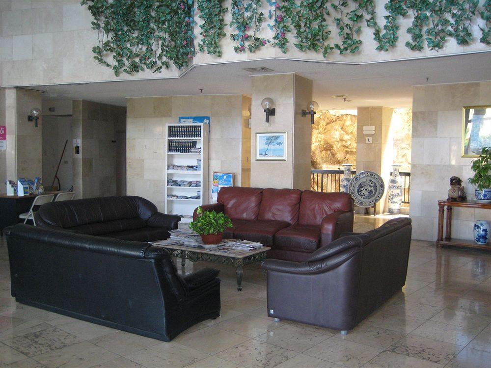 Vista Lobby Tumon Bay Capital Hotel