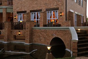 Alojamiento - Premier Hotel Quatermain