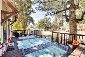 Alquiler Vacacional - Private Deck & Yard: Pet-friendly Craig Townhome!