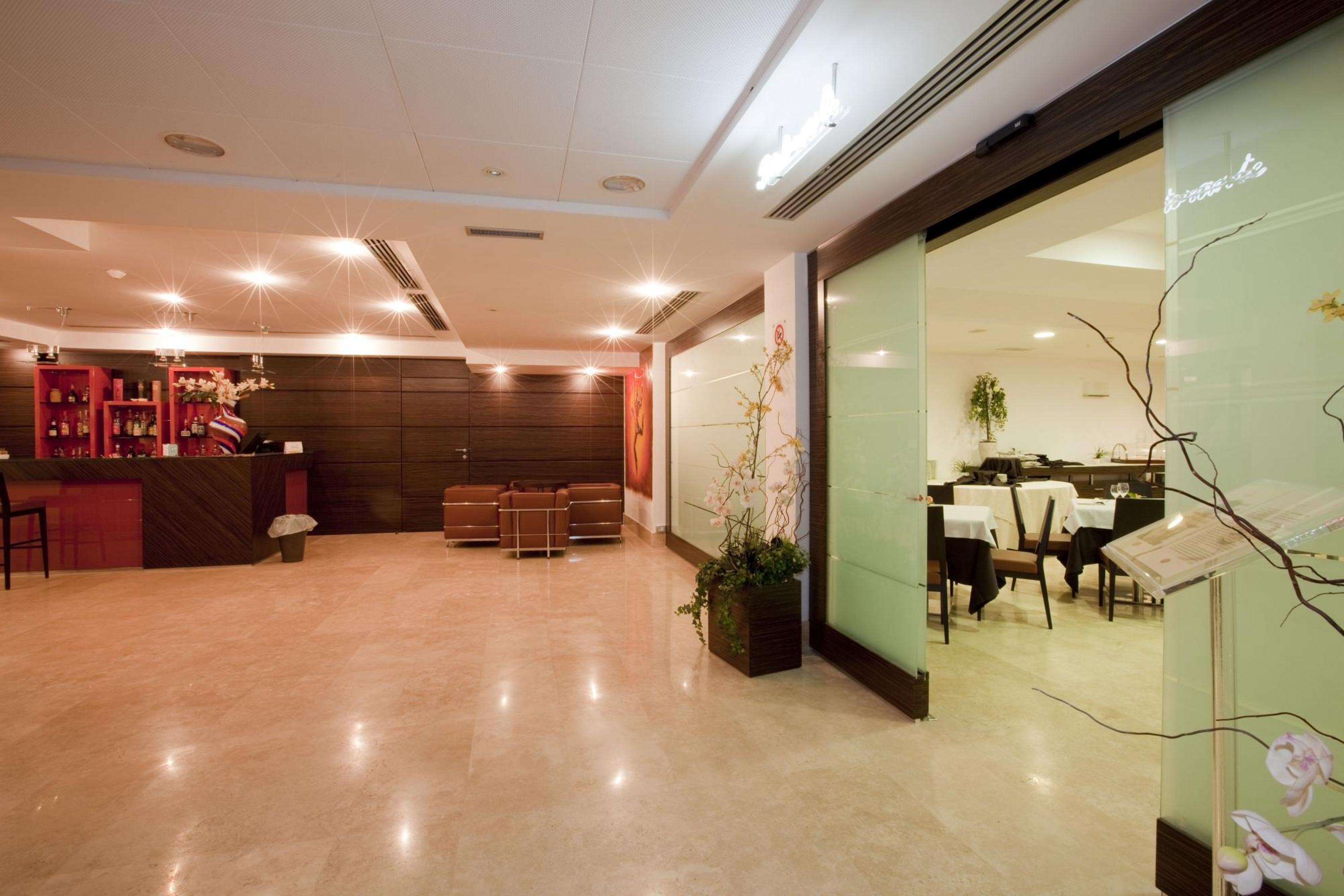 Vista Lobby Centrum Palace