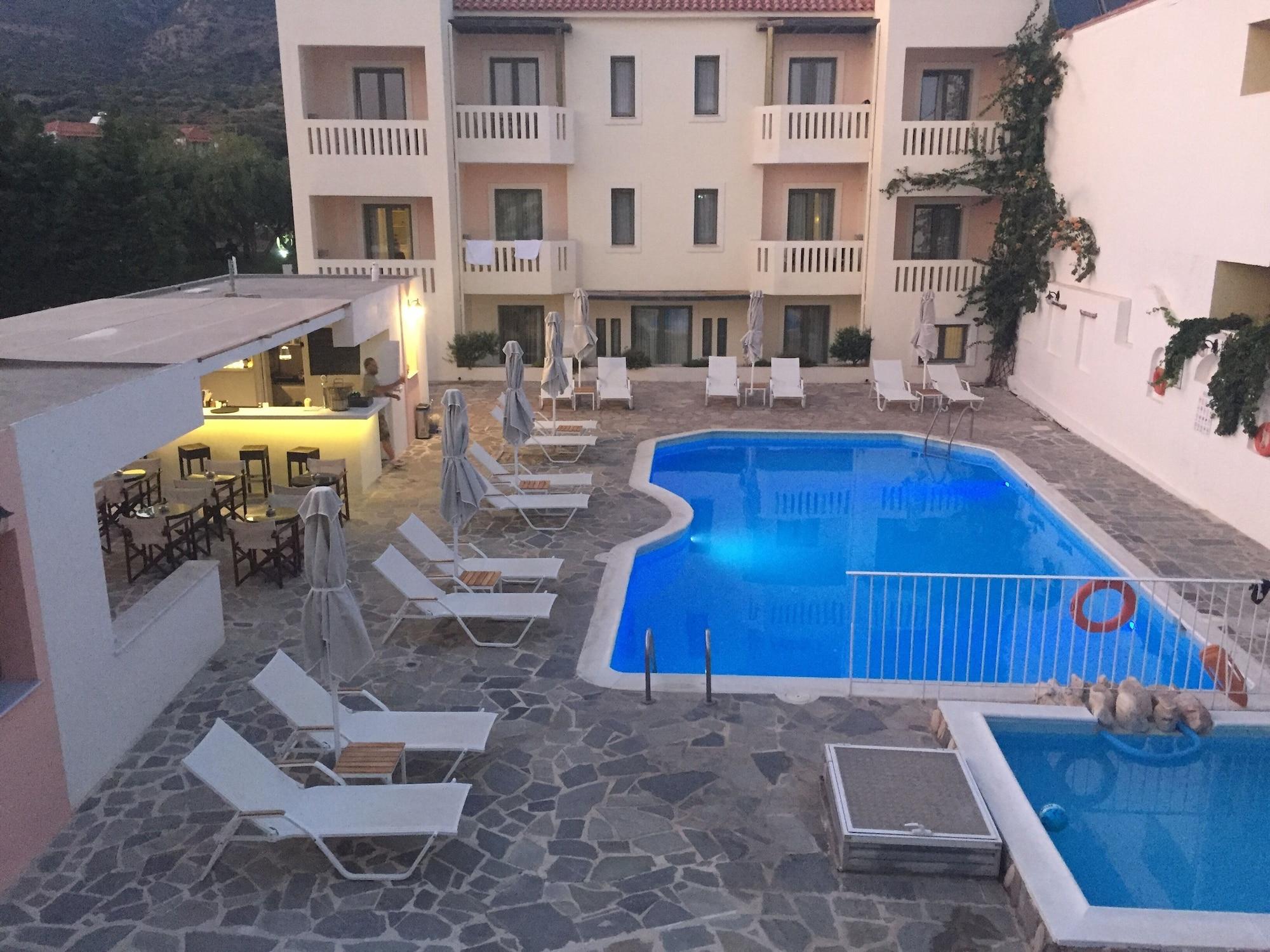 Vista Exterior Aphrodite Samos Suites