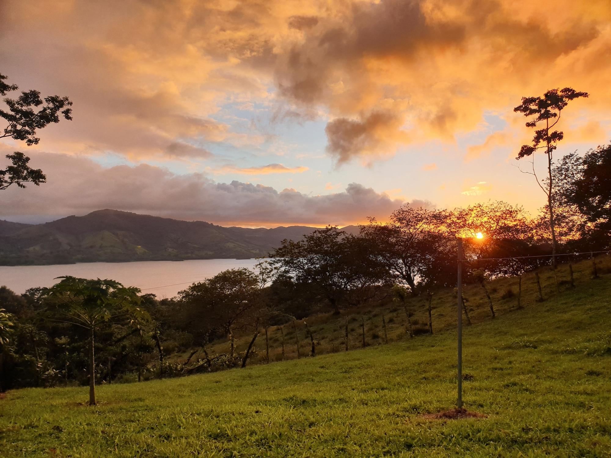 Vista Exterior Ceiba Tree Lodge