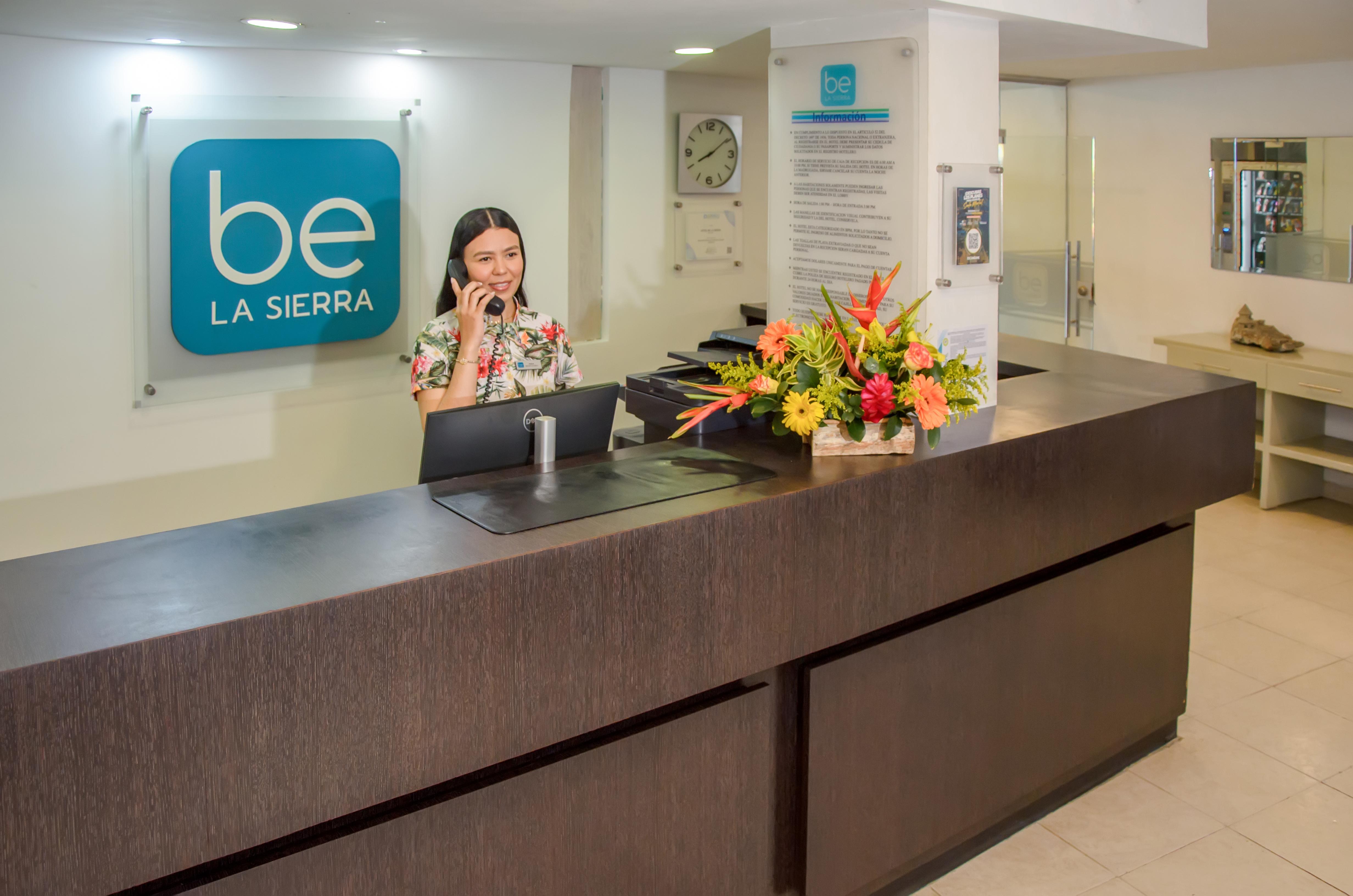 Vista Lobby Hotel be La Sierra