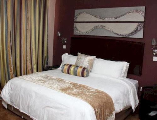 Habitación Tlotlo Hotel and Conference Center