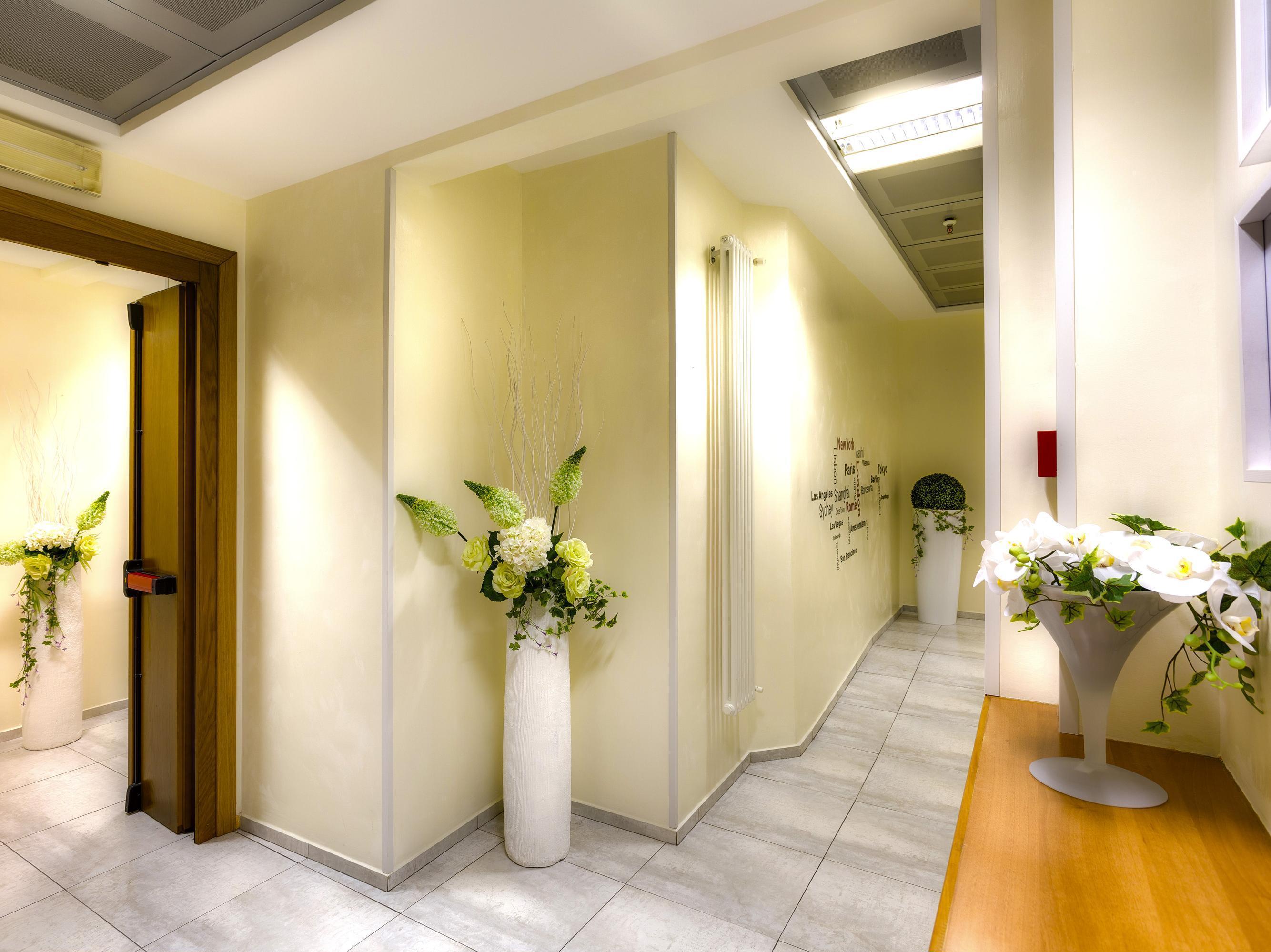 Vista Exterior Hotel Marcantonio Rome