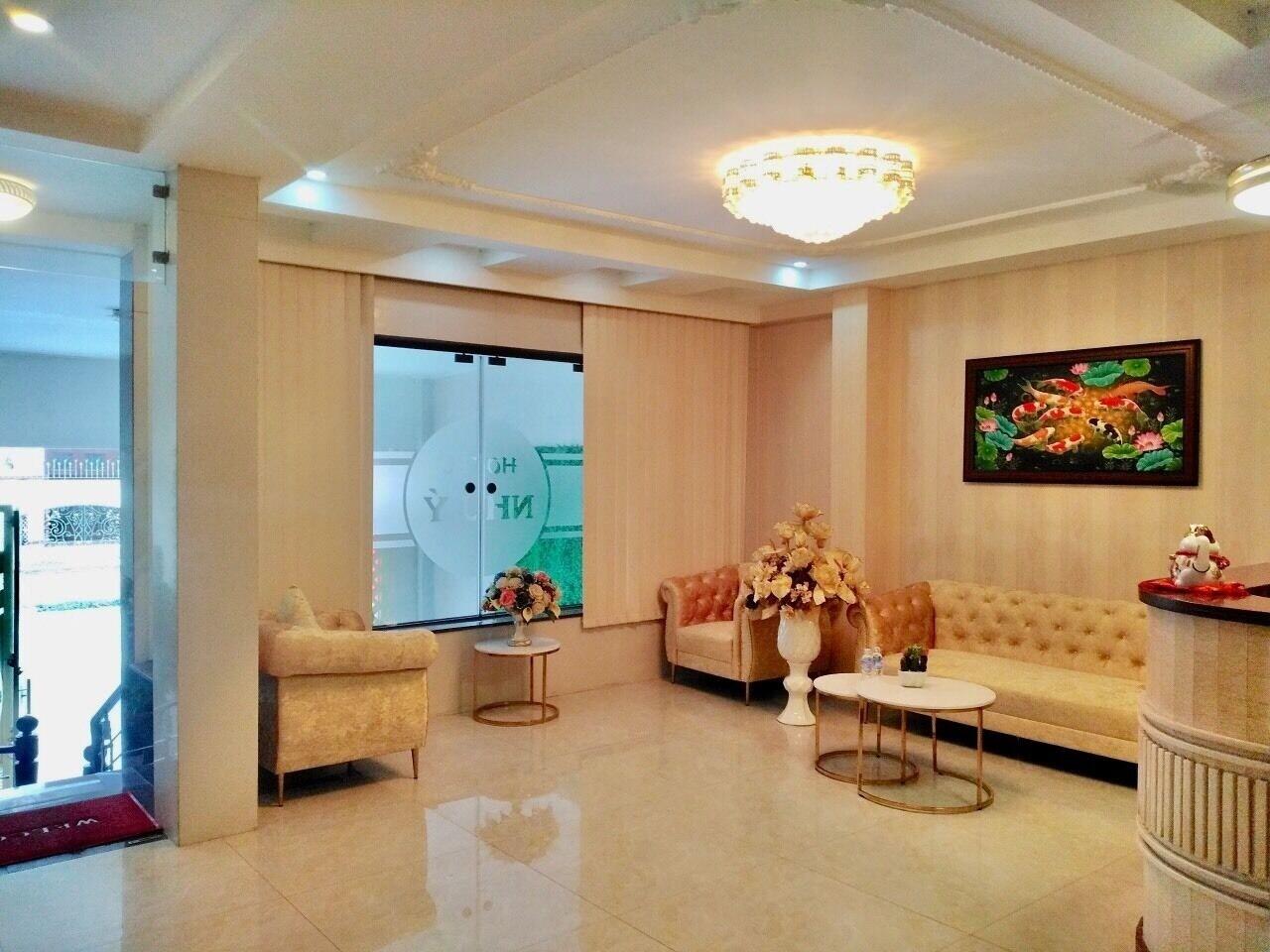 Varios Nhu Y Hotel