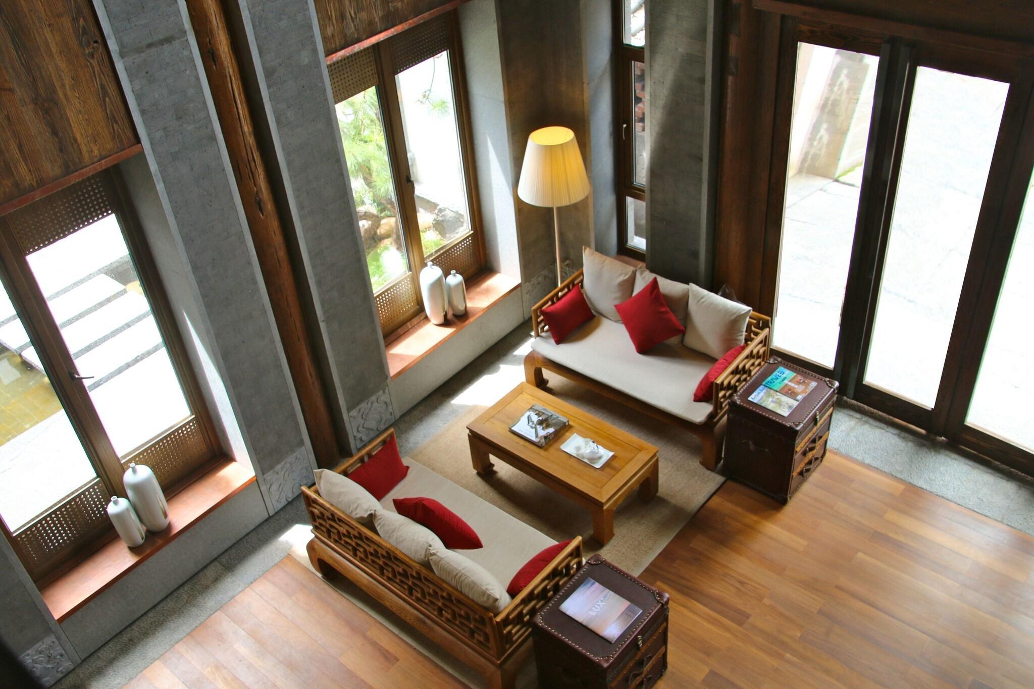 Vista Lobby LUX Tea Horse Road Lijiang