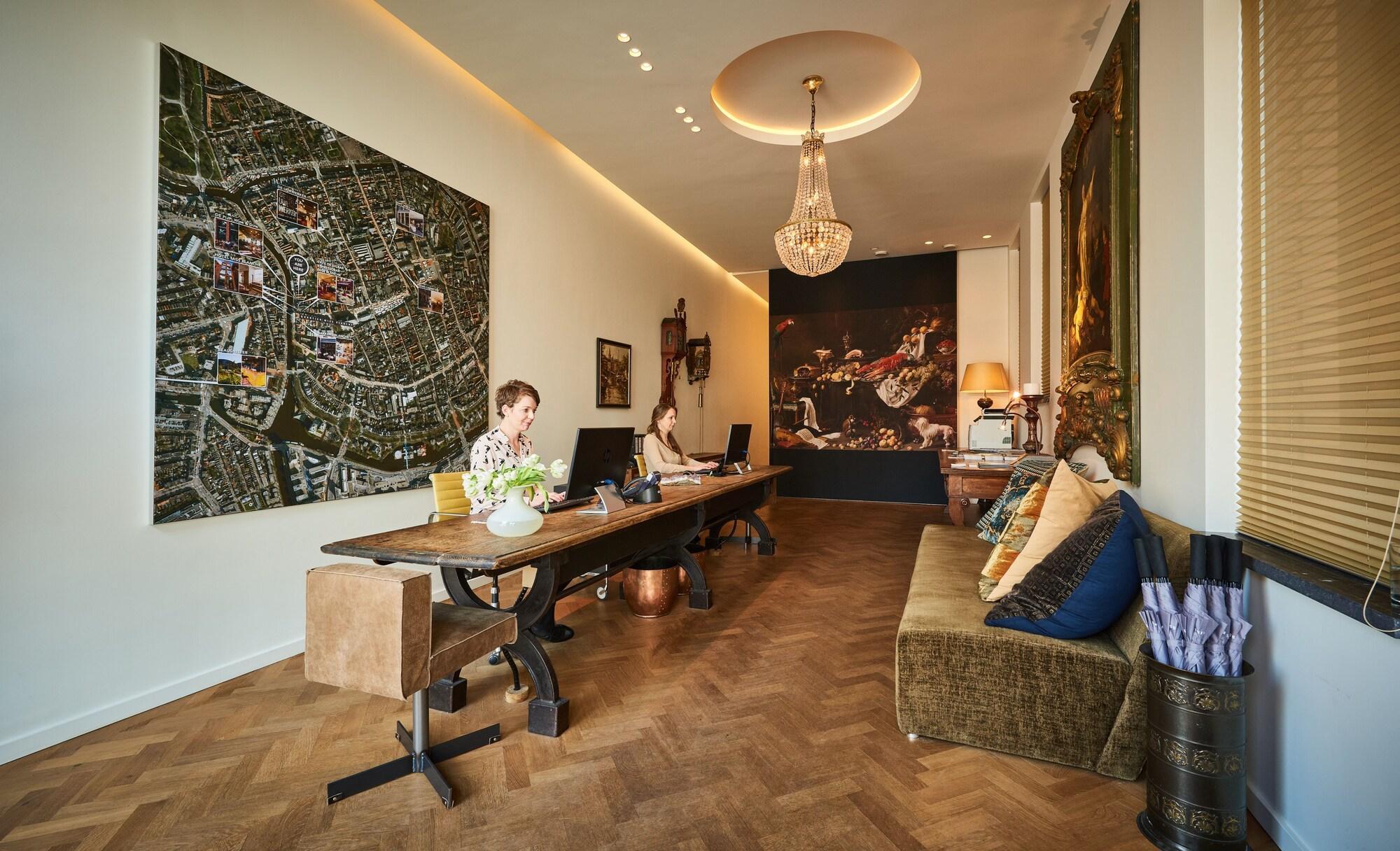 Vista Lobby Hotel Miss Blanche