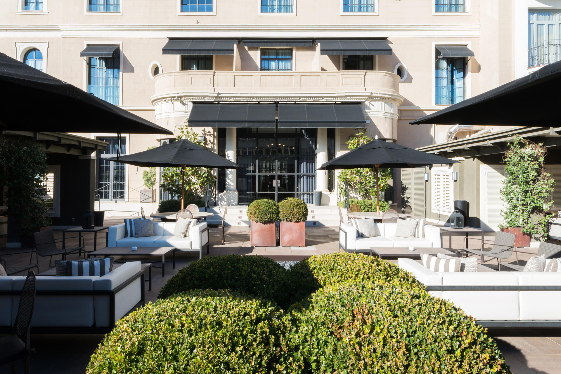 Varios Hotel Granvia