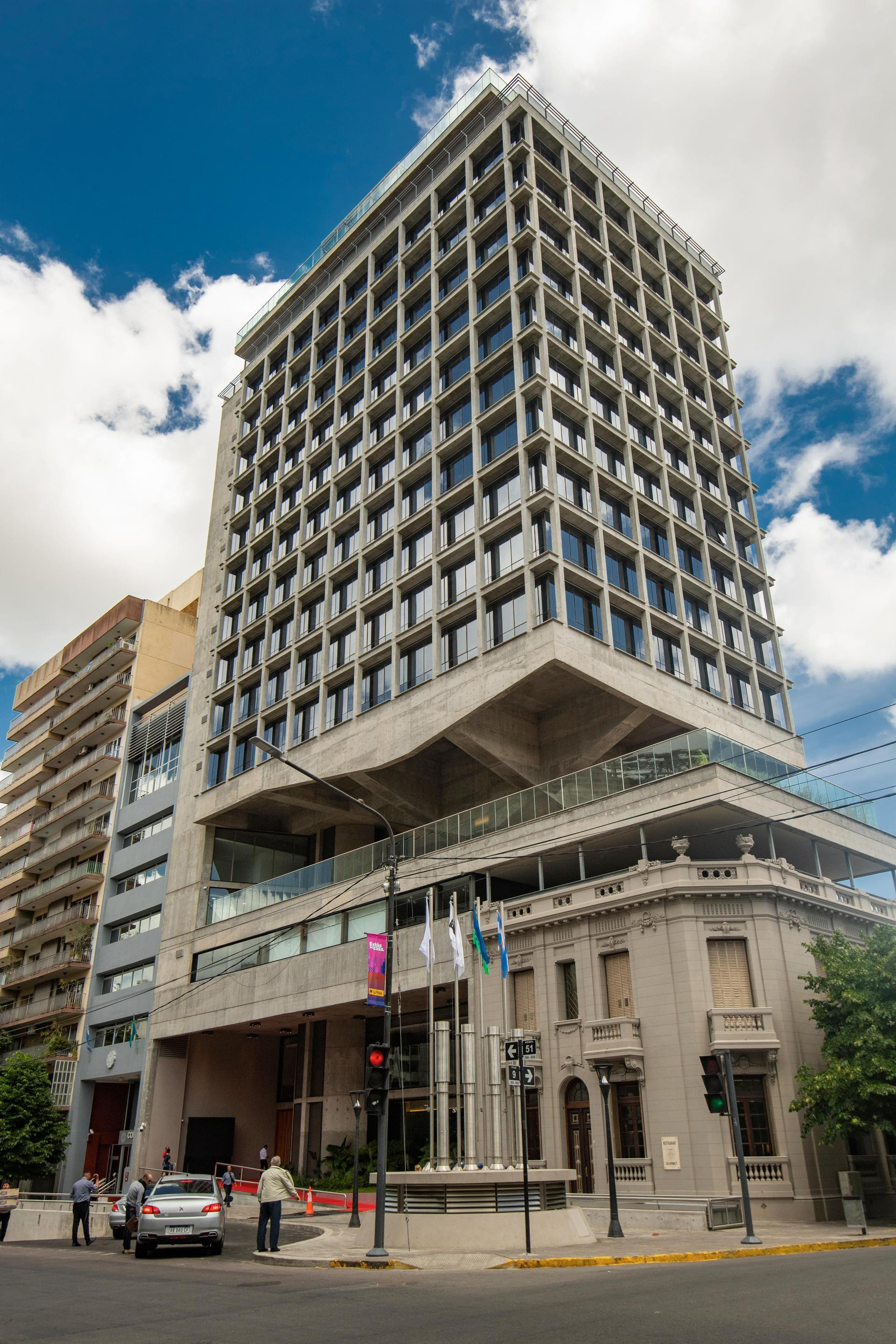 Vista Exterior Grand Brizo La Plata