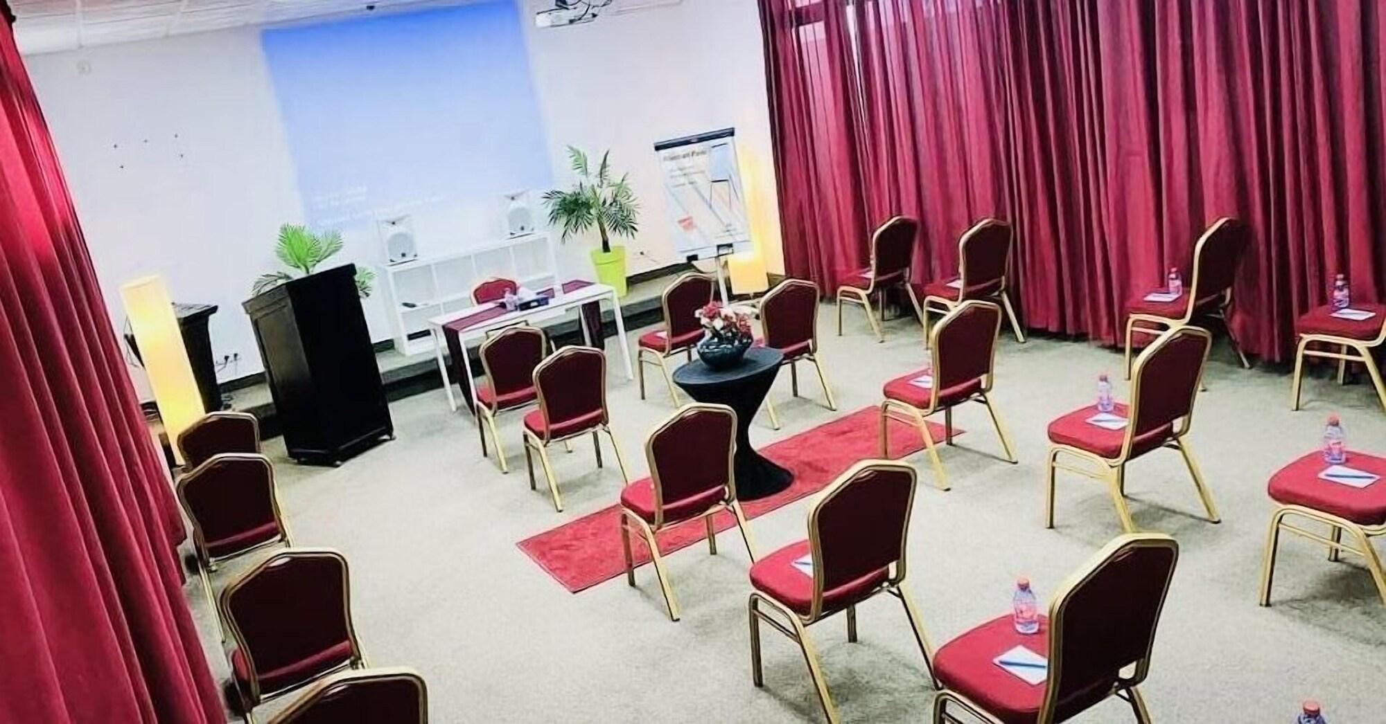 Sala de Reuniones Hôtel Le Musée